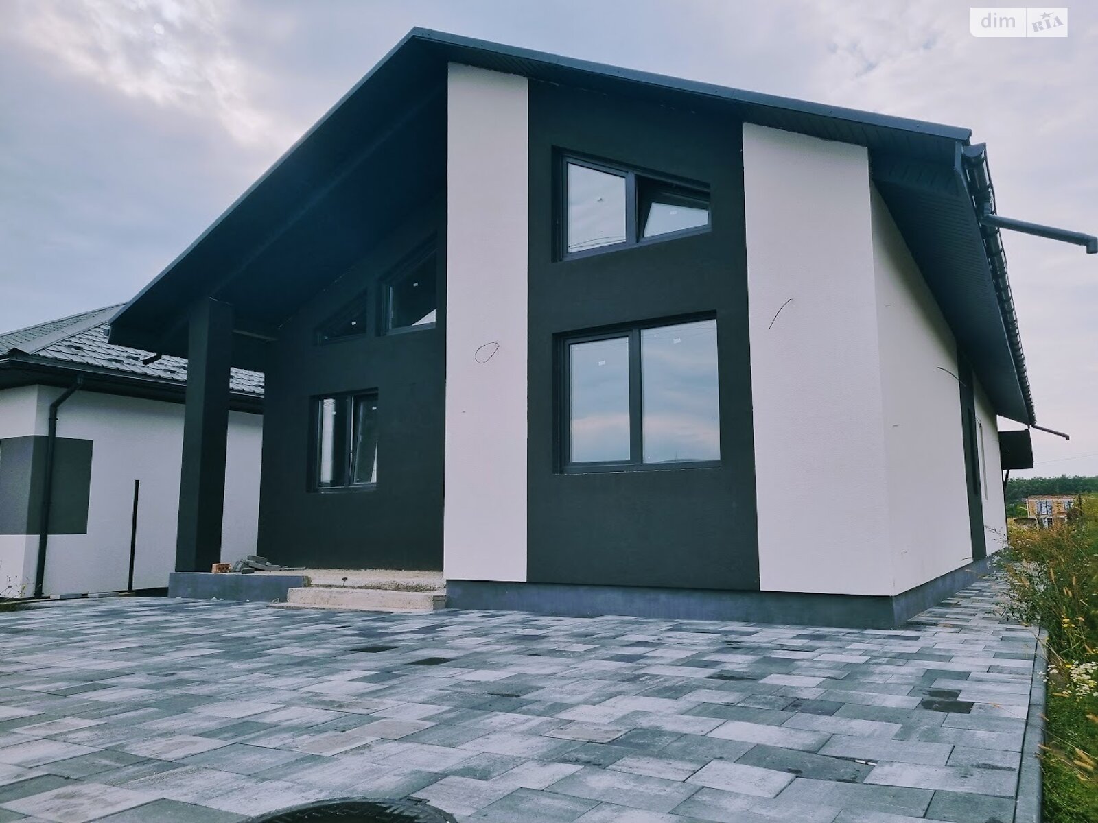 одноэтажный дом, 130 кв. м, кирпич. Продажа в Прибужскому район Академический фото 1