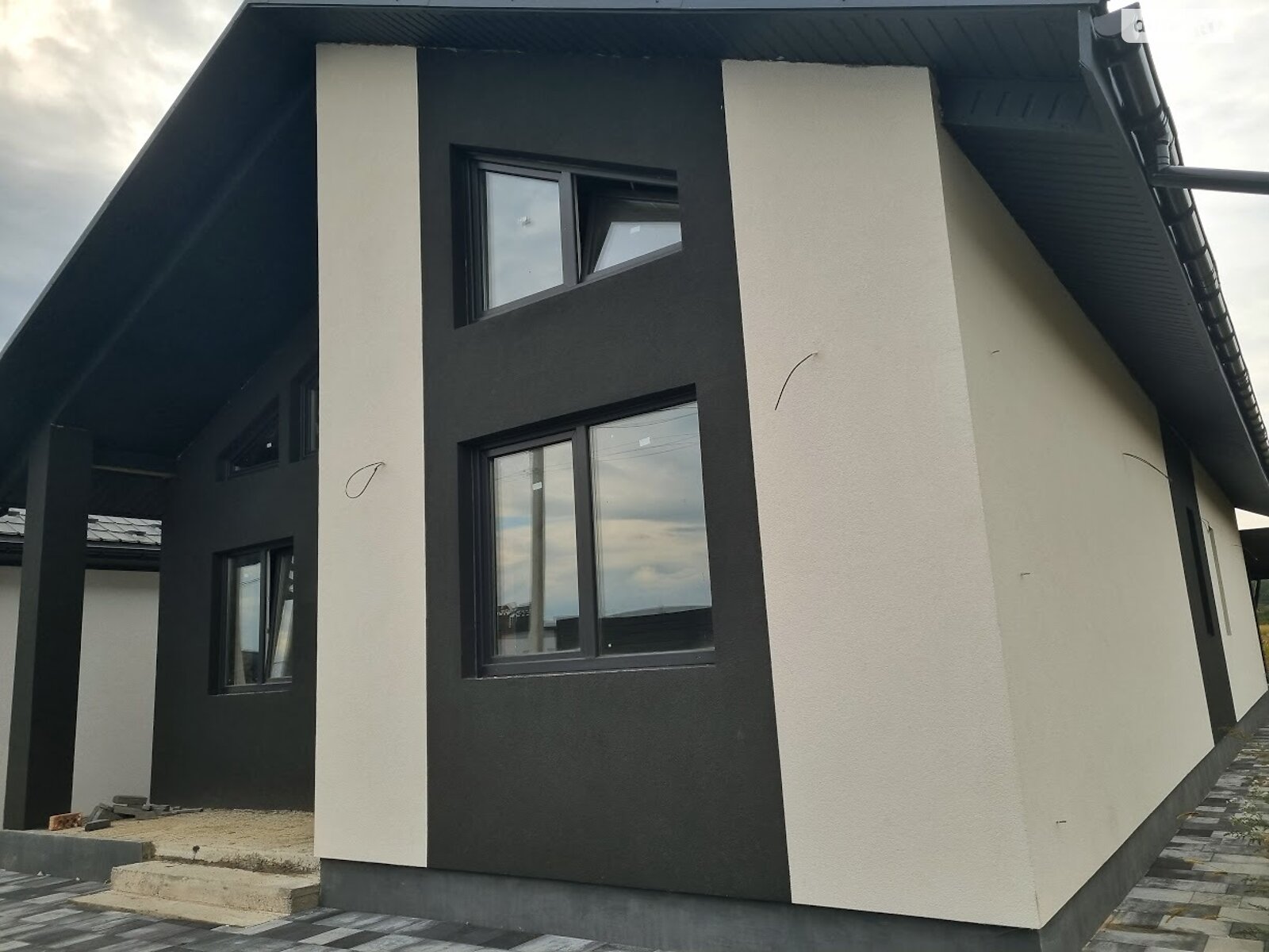 одноэтажный дом, 130 кв. м, кирпич. Продажа в Прибужскому район Академический фото 1