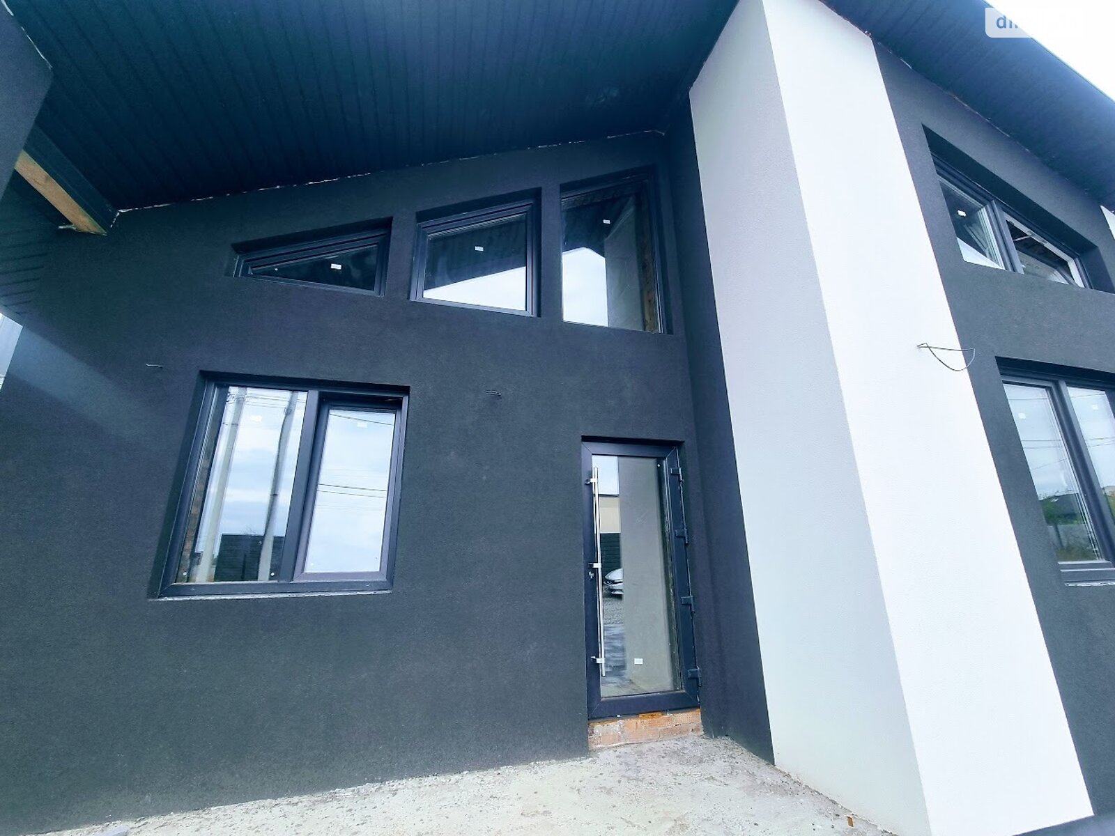 одноэтажный дом, 130 кв. м, кирпич. Продажа в Прибужскому район Академический фото 1