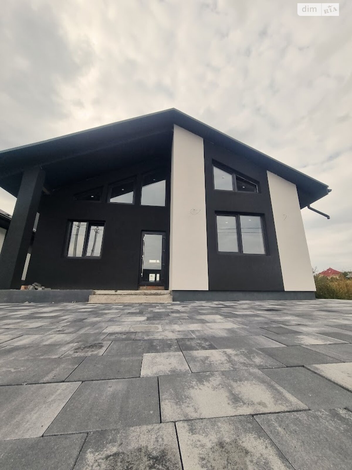 одноэтажный дом, 130 кв. м, кирпич. Продажа в Прибужскому район Академический фото 1