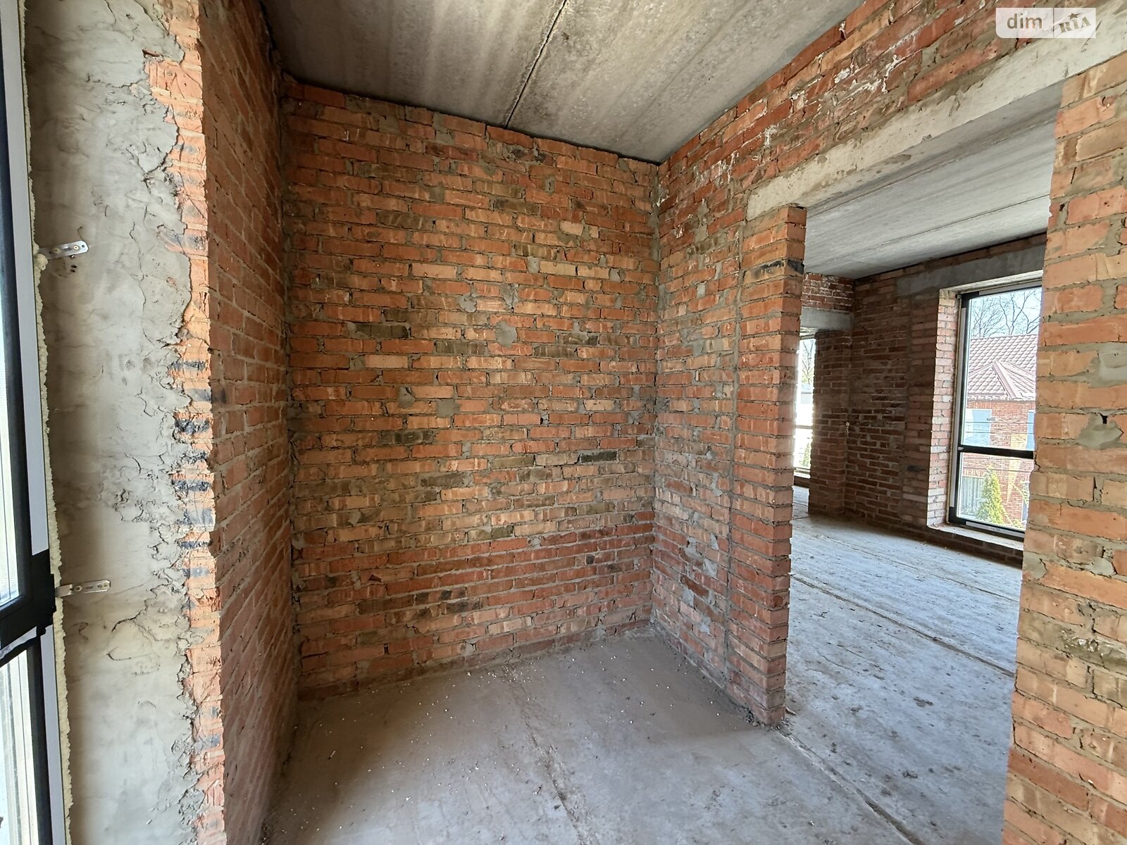 двухэтажный дом, 170 кв. м, кирпич. Продажа в Прибужскому фото 1