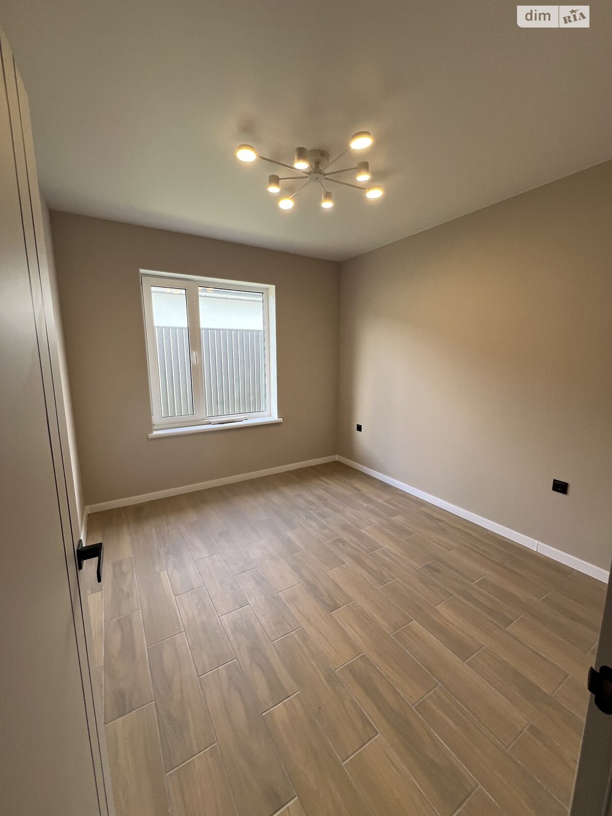 одноэтажный дом с ремонтом, 95 кв. м, кирпич. Продажа в Виннице район Академический фото 1