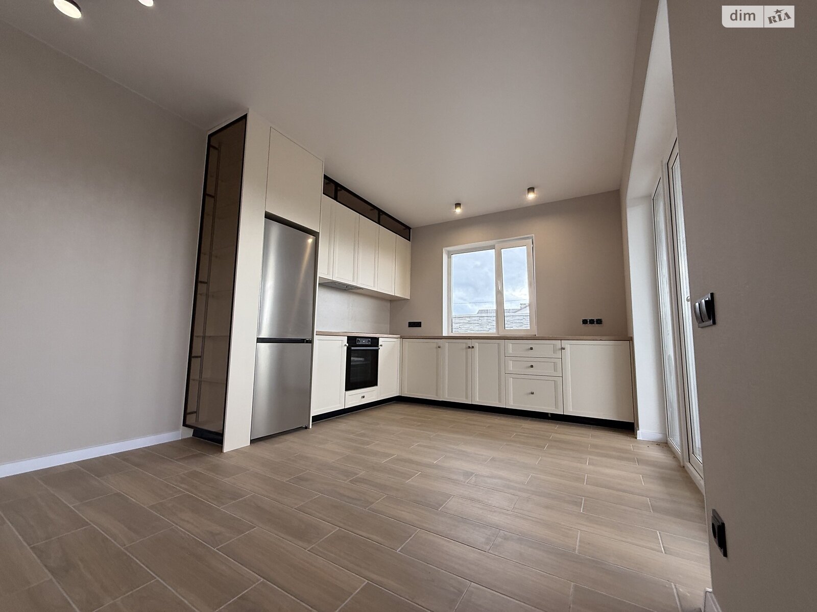 одноэтажный дом с отоплением, 112 кв. м, кирпич. Продажа в Виннице район Академический фото 1 одноэтажный дом с отоплением, 112 кв. м, кирпич. Продажа в Виннице район Академический фото 1