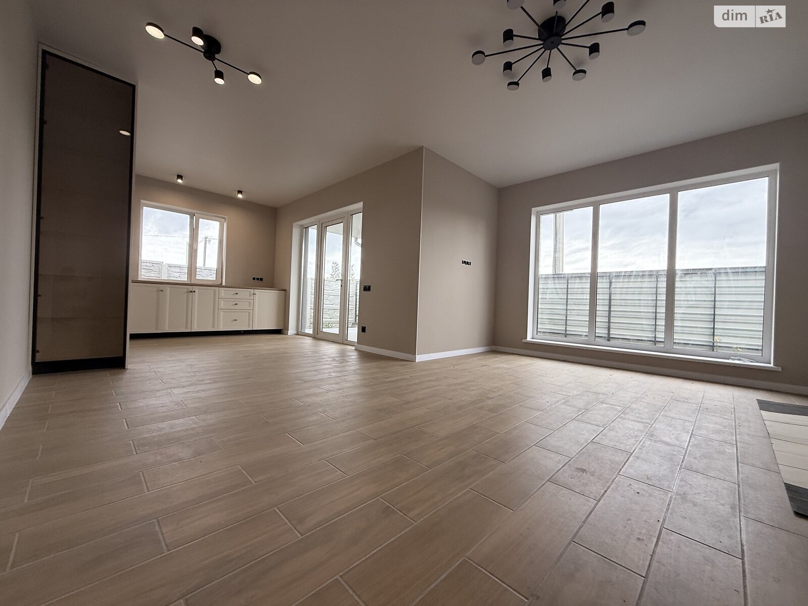 одноэтажный дом с отоплением, 112 кв. м, кирпич. Продажа в Виннице район Академический фото 1 одноэтажный дом с отоплением, 112 кв. м, кирпич. Продажа в Виннице район Академический фото 1