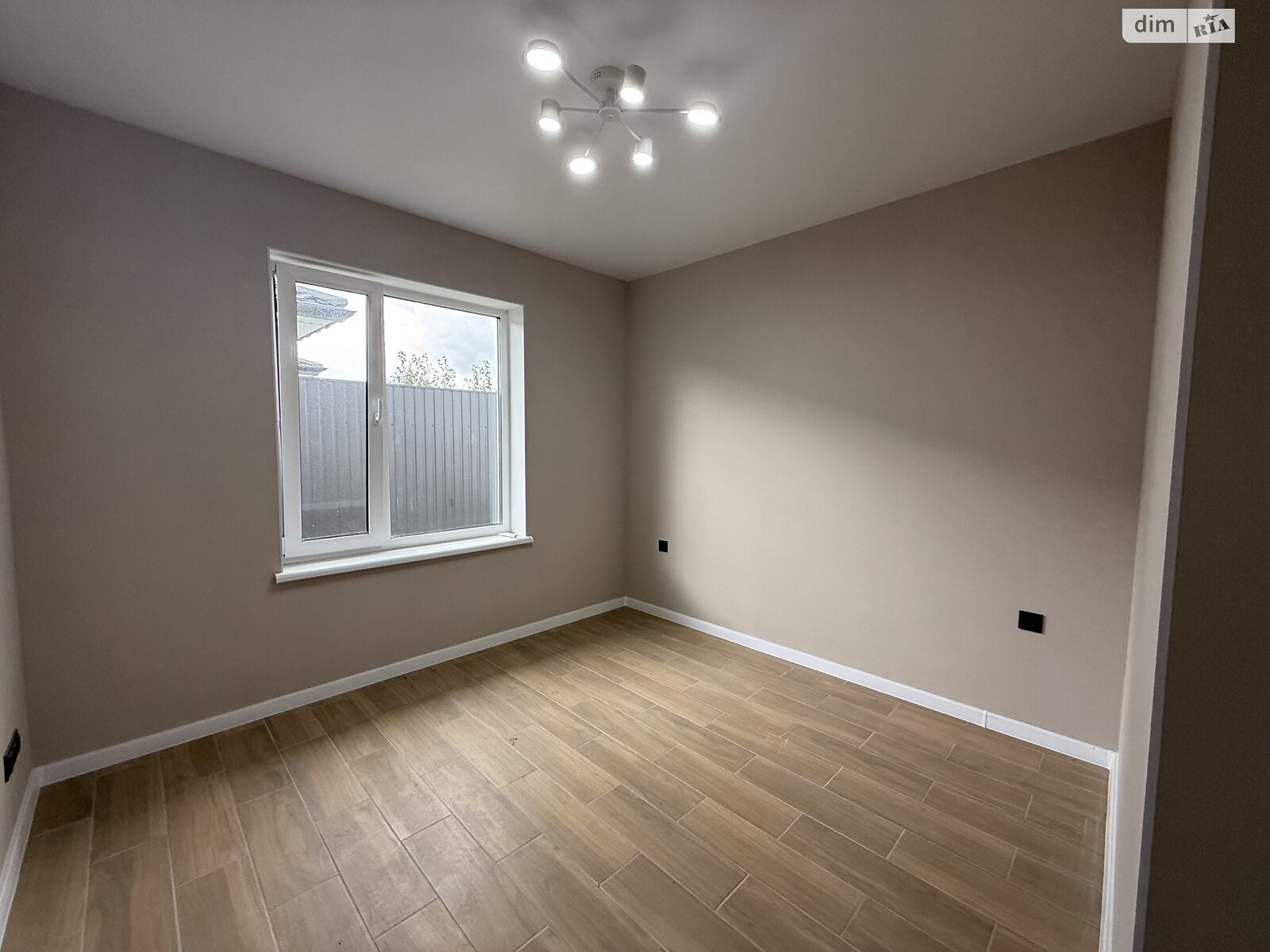 одноэтажный дом с отоплением, 112 кв. м, кирпич. Продажа в Виннице район Академический фото 1 одноэтажный дом с отоплением, 112 кв. м, кирпич. Продажа в Виннице район Академический фото 1