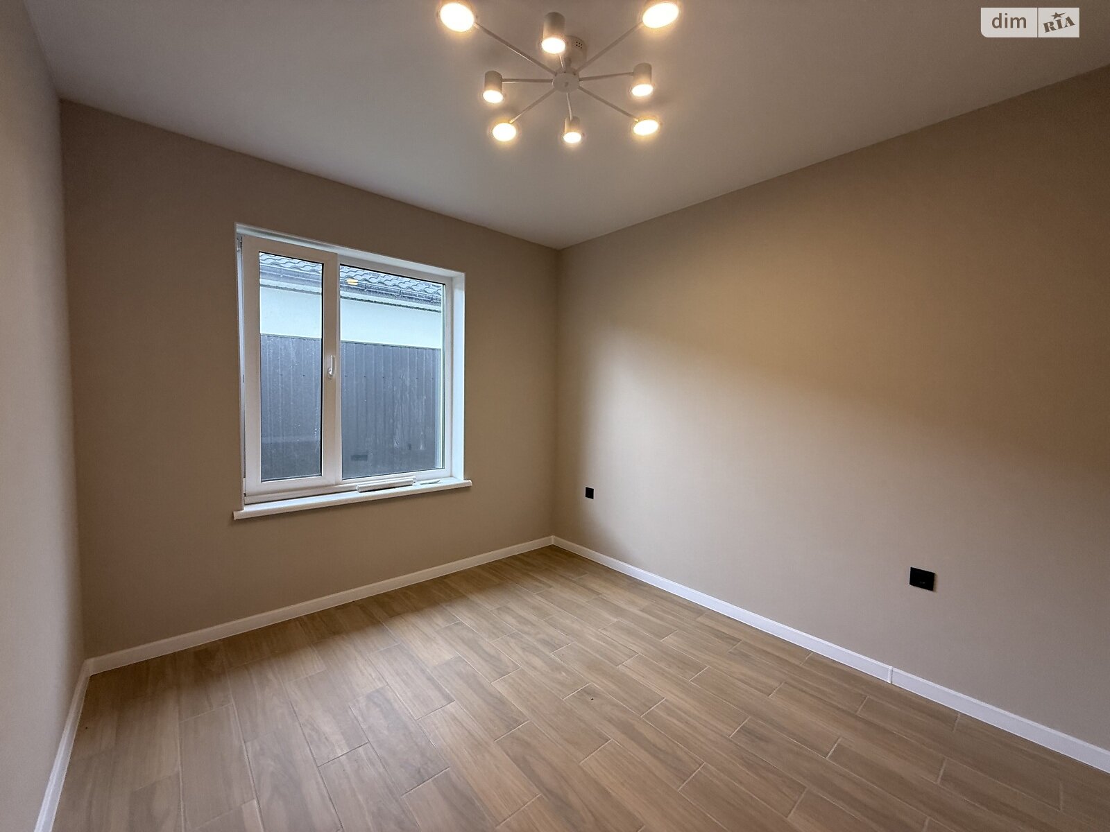 одноэтажный дом с отоплением, 112 кв. м, кирпич. Продажа в Виннице район Академический фото 1 одноэтажный дом с отоплением, 112 кв. м, кирпич. Продажа в Виннице район Академический фото 1