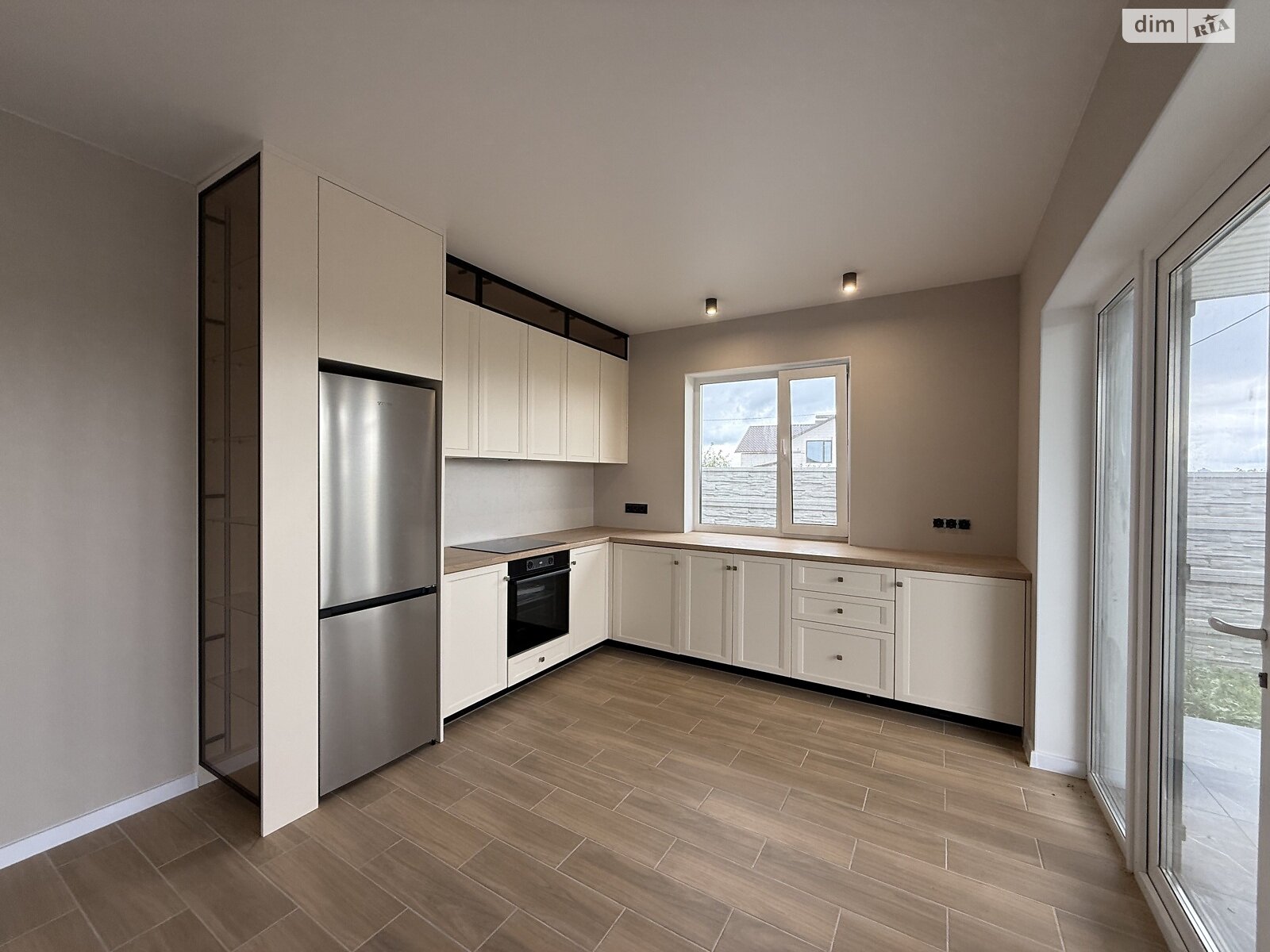 одноэтажный дом с отоплением, 112 кв. м, кирпич. Продажа в Виннице район Академический фото 1 одноэтажный дом с отоплением, 112 кв. м, кирпич. Продажа в Виннице район Академический фото 1