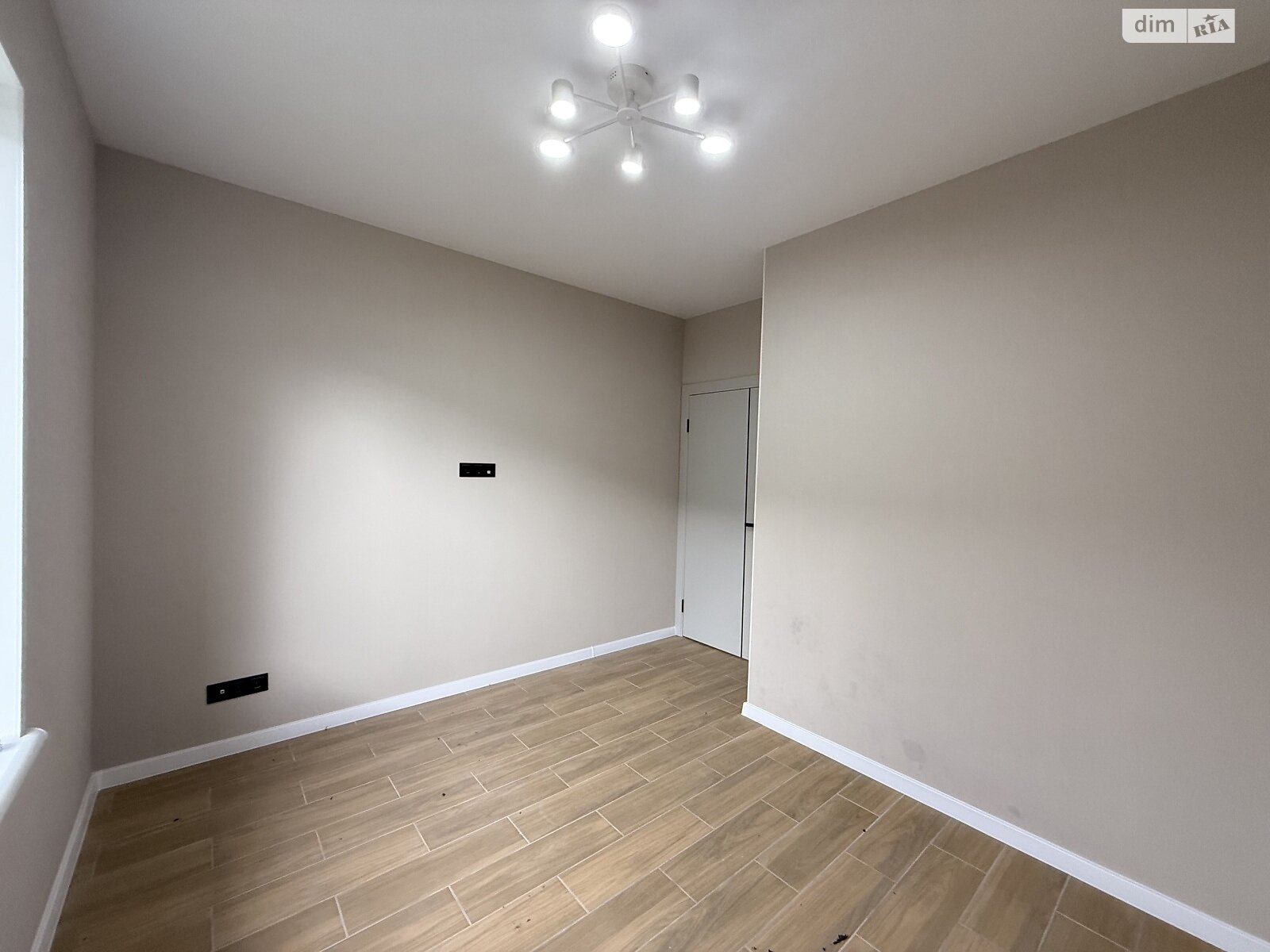 одноэтажный дом с отоплением, 112 кв. м, кирпич. Продажа в Виннице район Академический фото 1 одноэтажный дом с отоплением, 112 кв. м, кирпич. Продажа в Виннице район Академический фото 1