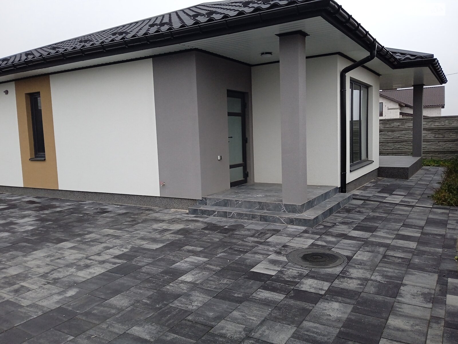 одноэтажный дом с верандой, 112 кв. м, кирпич. Продажа в Виннице район Академический фото 1 одноэтажный дом с верандой, 112 кв. м, кирпич. Продажа в Виннице район Академический фото 1