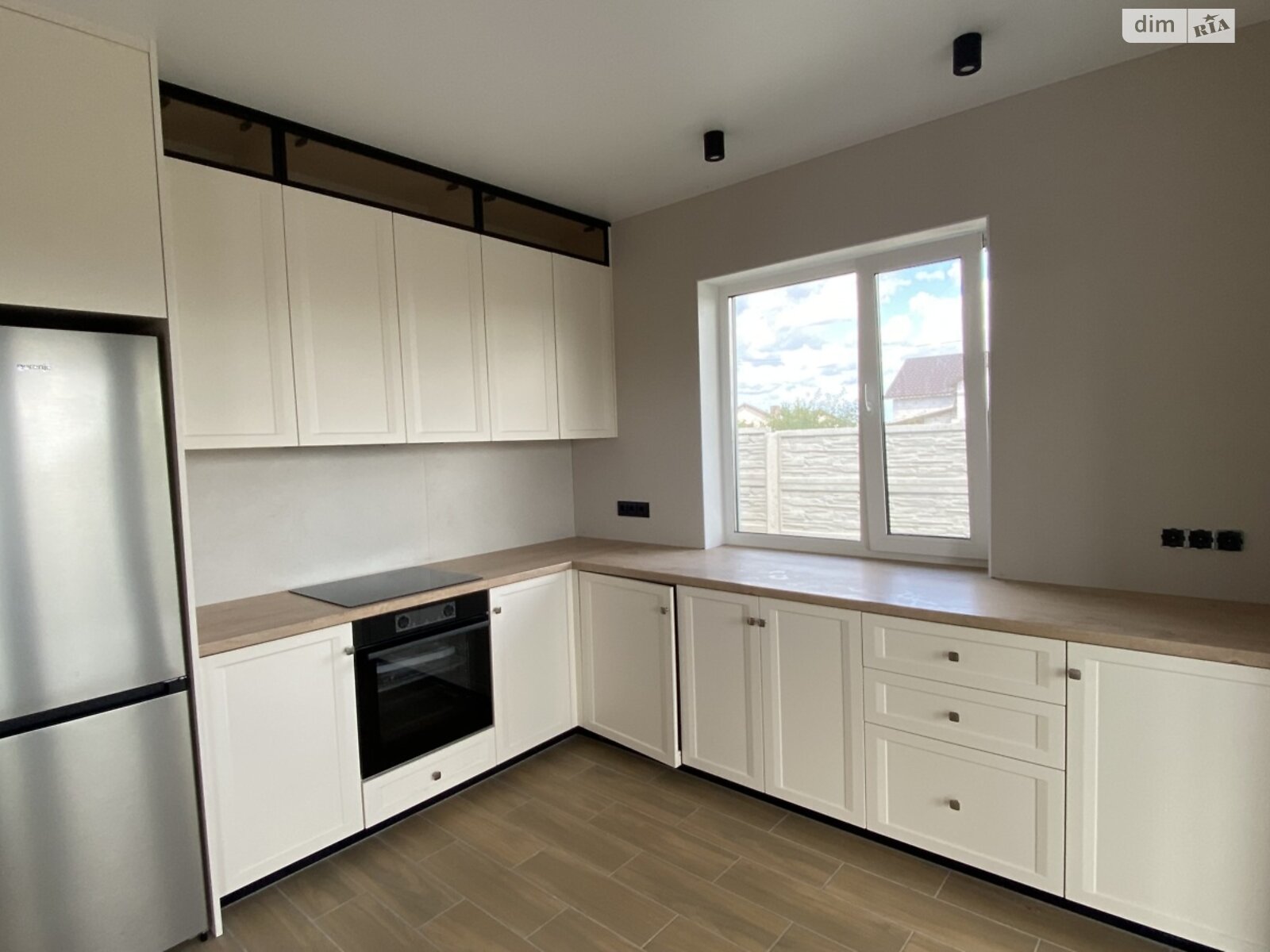 одноэтажный дом с верандой, 95 кв. м, кирпич. Продажа в Виннице фото 1 одноэтажный дом с верандой, 95 кв. м, кирпич. Продажа в Виннице фото 1