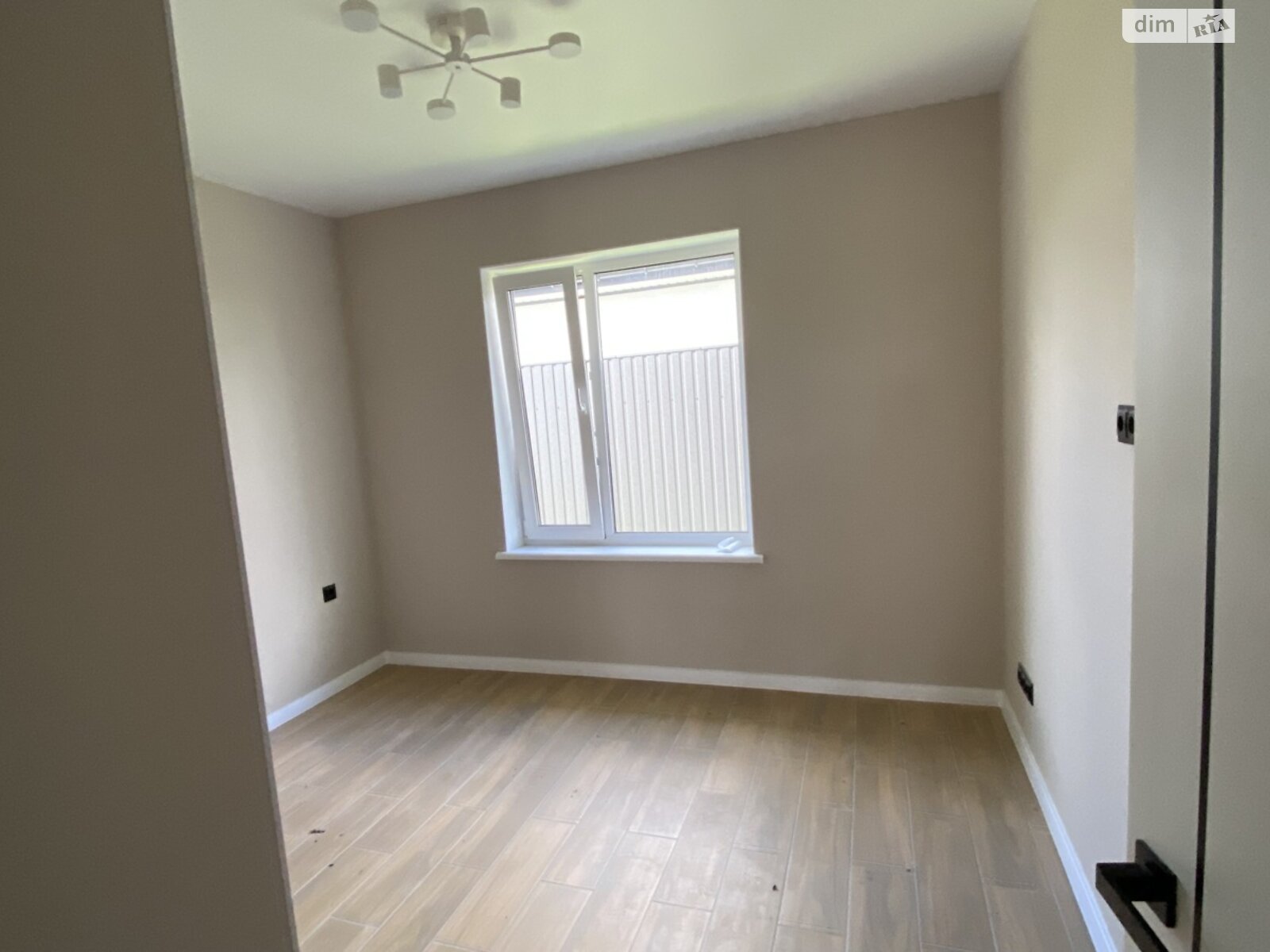 одноэтажный дом с верандой, 95 кв. м, кирпич. Продажа в Виннице фото 1 одноэтажный дом с верандой, 95 кв. м, кирпич. Продажа в Виннице фото 1