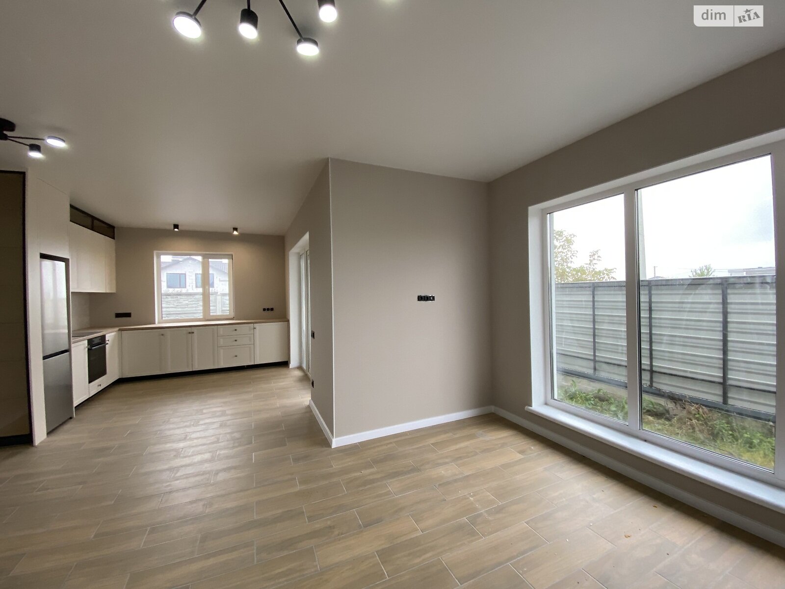 одноэтажный дом, 100 кв. м, кирпич. Продажа в Виннице район Академический фото 1 одноэтажный дом, 100 кв. м, кирпич. Продажа в Виннице район Академический фото 1