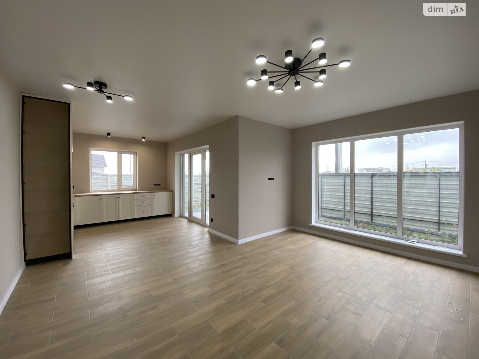 одноэтажный дом, 100 кв. м, кирпич. Продажа в Виннице район Академический фото 1 одноэтажный дом, 100 кв. м, кирпич. Продажа в Виннице район Академический фото 1