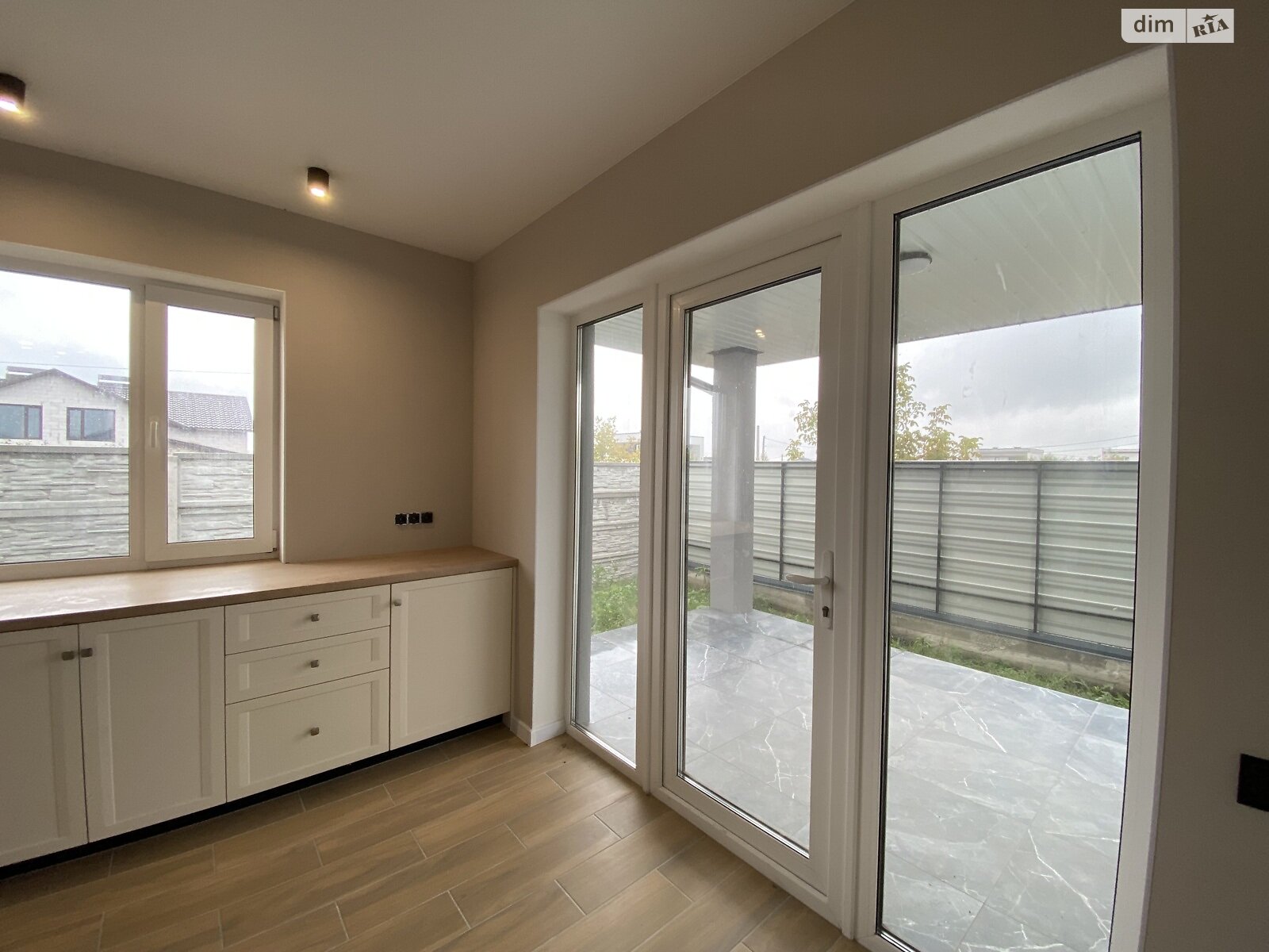 одноэтажный дом, 100 кв. м, кирпич. Продажа в Виннице район Академический фото 1 одноэтажный дом, 100 кв. м, кирпич. Продажа в Виннице район Академический фото 1