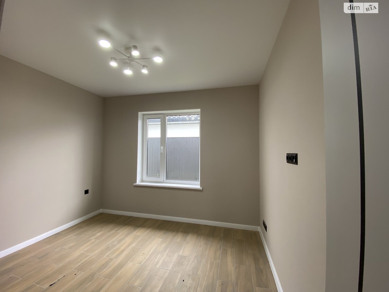 одноэтажный дом, 100 кв. м, кирпич. Продажа в Виннице район Академический фото 1 одноэтажный дом, 100 кв. м, кирпич. Продажа в Виннице район Академический фото 1