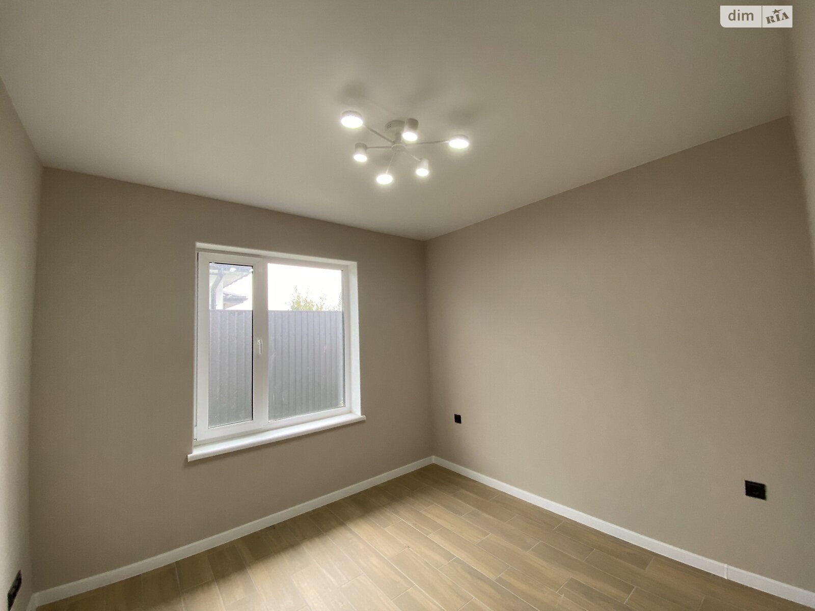 одноэтажный дом, 100 кв. м, кирпич. Продажа в Виннице район Академический фото 1 одноэтажный дом, 100 кв. м, кирпич. Продажа в Виннице район Академический фото 1