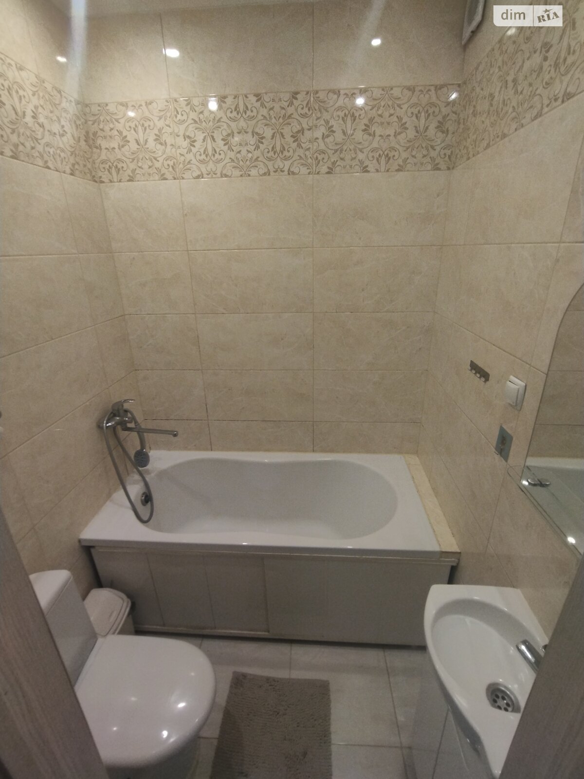 двоповерховий будинок, 90 кв. м, кирпич силикатный. Продаж у Березині фото 1