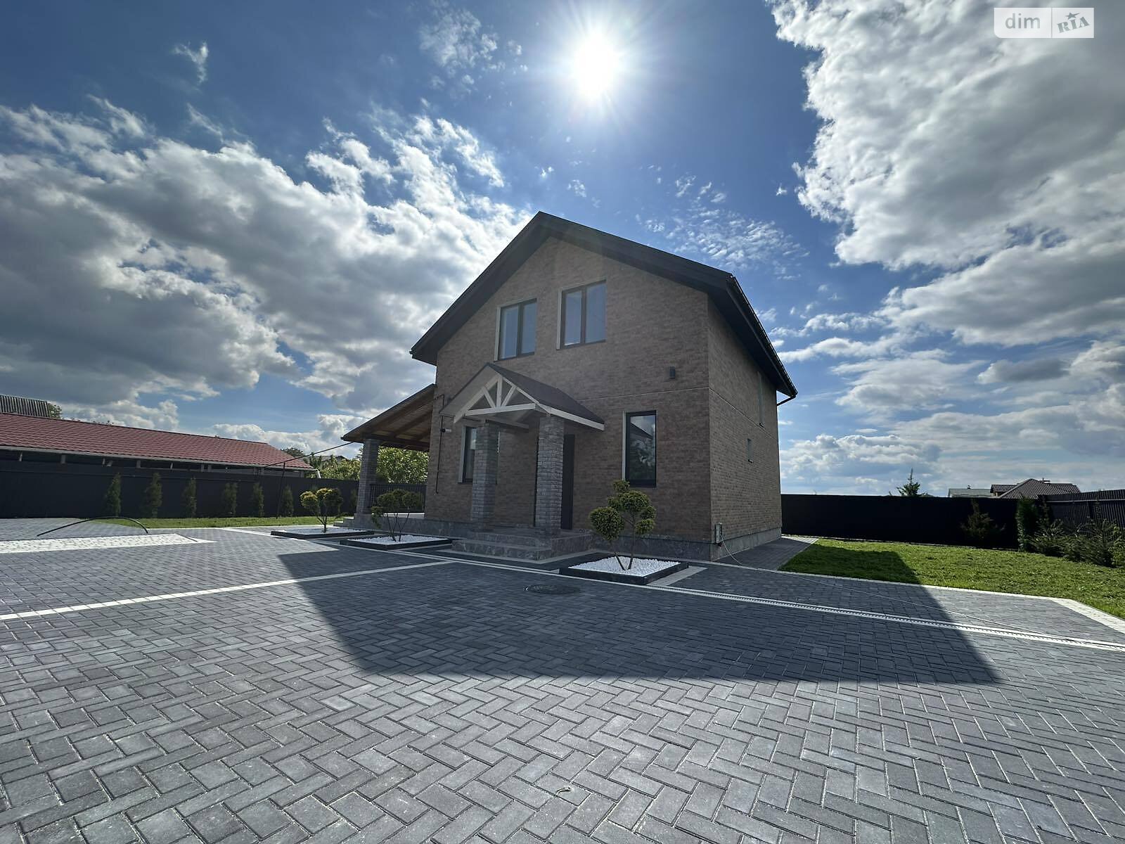двухэтажный дом, 100 кв. м, кирпич. Продажа в Зарванцах фото 1 двухэтажный дом, 100 кв. м, кирпич. Продажа в Зарванцах фото 1