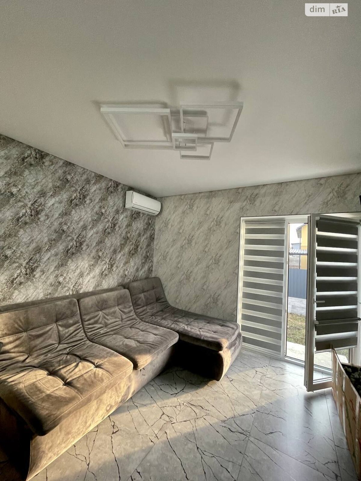 двухэтажный дом, 106.8 кв. м, кирпич. Продажа в Зарванцах фото 1 двухэтажный дом, 106.8 кв. м, кирпич. Продажа в Зарванцах фото 1