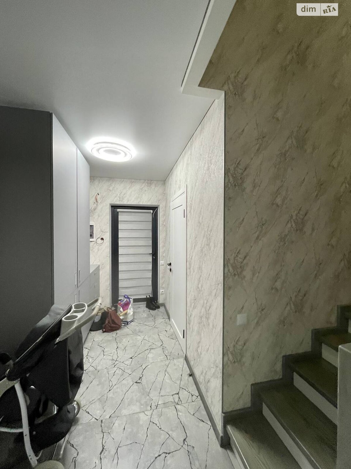 двухэтажный дом, 106.8 кв. м, кирпич. Продажа в Зарванцах фото 1 двухэтажный дом, 106.8 кв. м, кирпич. Продажа в Зарванцах фото 1