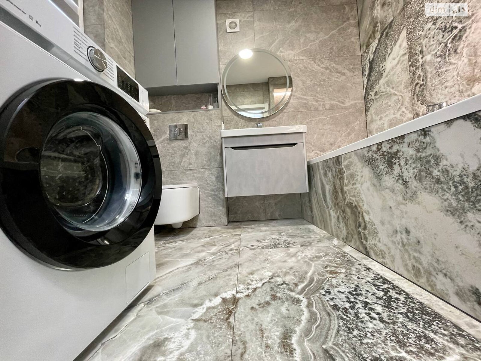 двухэтажный дом, 106.8 кв. м, кирпич. Продажа в Зарванцах фото 1 двухэтажный дом, 106.8 кв. м, кирпич. Продажа в Зарванцах фото 1