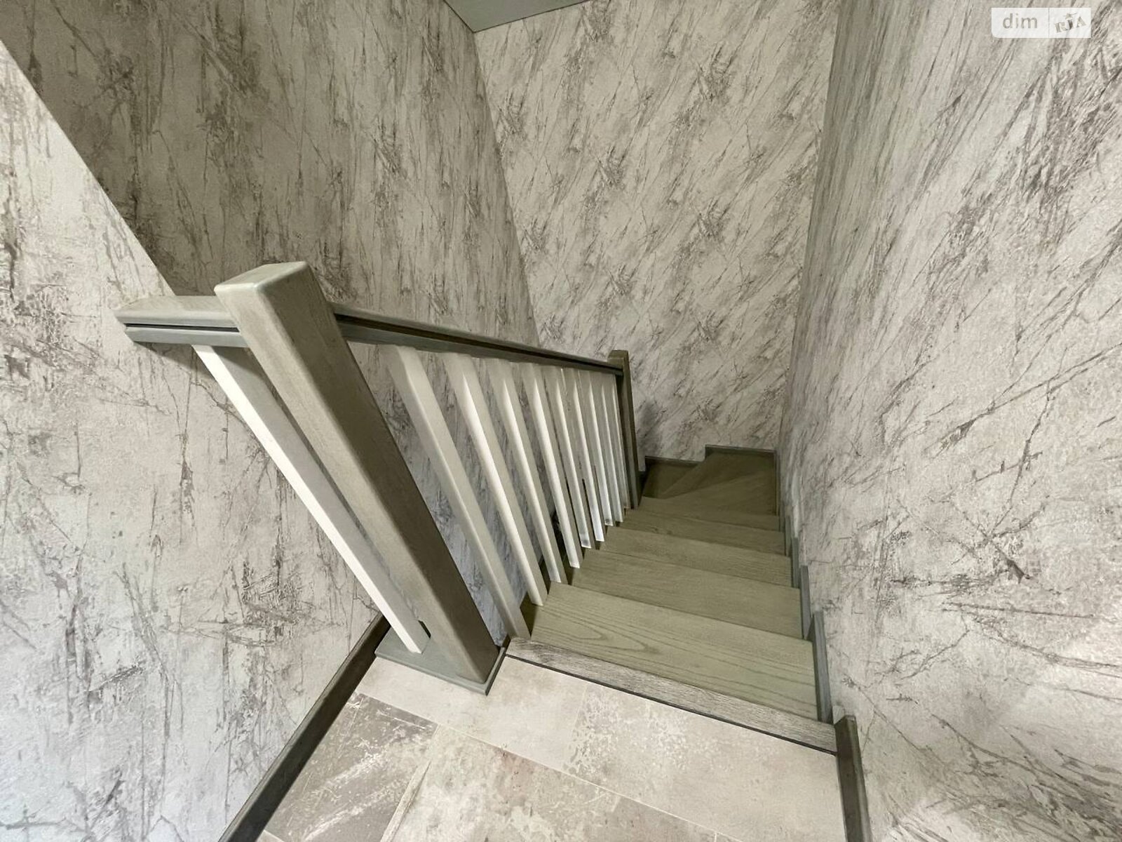 двухэтажный дом, 106.8 кв. м, кирпич. Продажа в Зарванцах фото 1 двухэтажный дом, 106.8 кв. м, кирпич. Продажа в Зарванцах фото 1