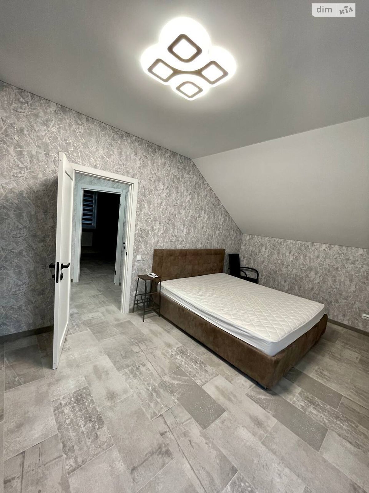 двухэтажный дом, 106.8 кв. м, кирпич. Продажа в Зарванцах фото 1 двухэтажный дом, 106.8 кв. м, кирпич. Продажа в Зарванцах фото 1