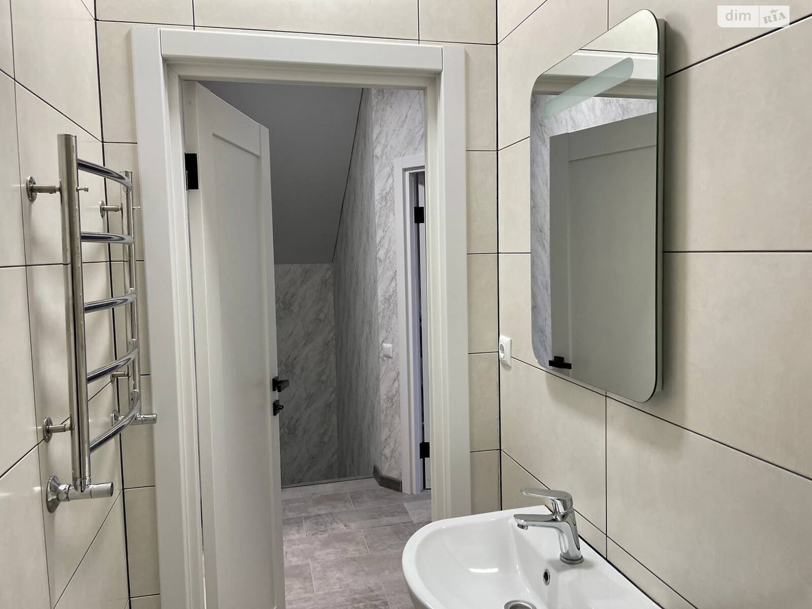 двухэтажный дом, 106.8 кв. м, кирпич. Продажа в Зарванцах фото 1 двухэтажный дом, 106.8 кв. м, кирпич. Продажа в Зарванцах фото 1