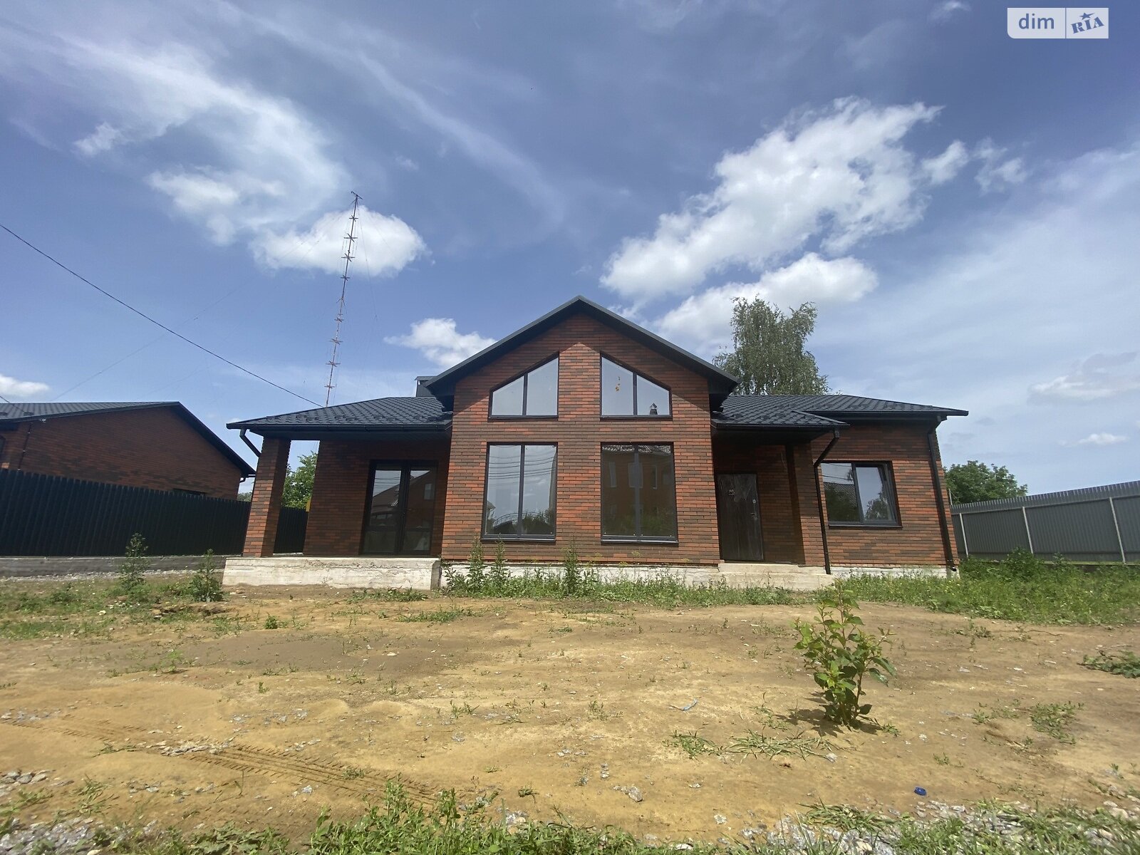 одноэтажный дом, 120 кв. м, кирпич. Продажа в Зарванцах фото 1 одноэтажный дом, 120 кв. м, кирпич. Продажа в Зарванцах фото 1