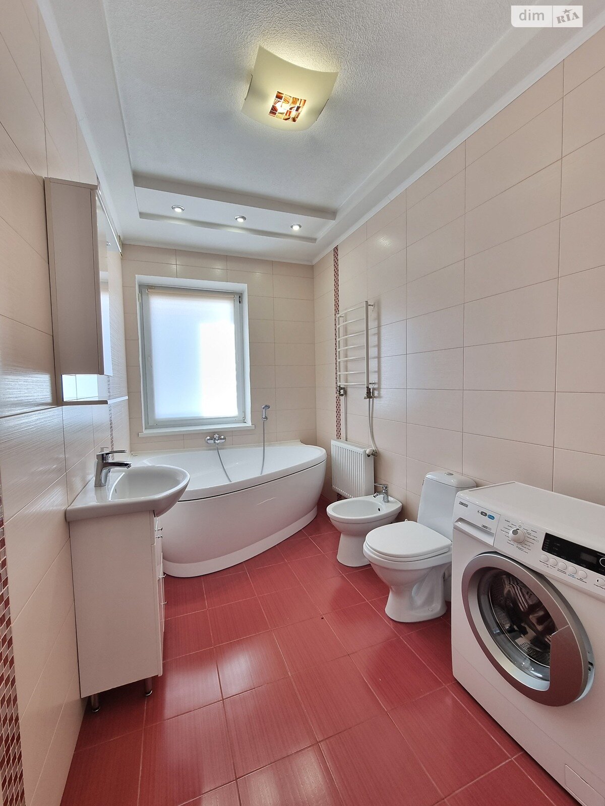 трехэтажный дом с верандой, 270 кв. м, кирпич. Продажа в Виннице фото 1 трехэтажный дом с верандой, 270 кв. м, кирпич. Продажа в Виннице фото 1