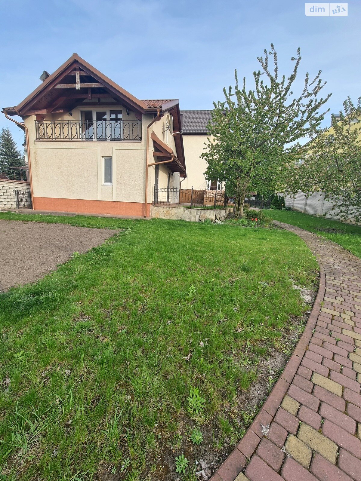 трехэтажный дом с верандой, 270 кв. м, кирпич. Продажа в Виннице фото 1 трехэтажный дом с верандой, 270 кв. м, кирпич. Продажа в Виннице фото 1