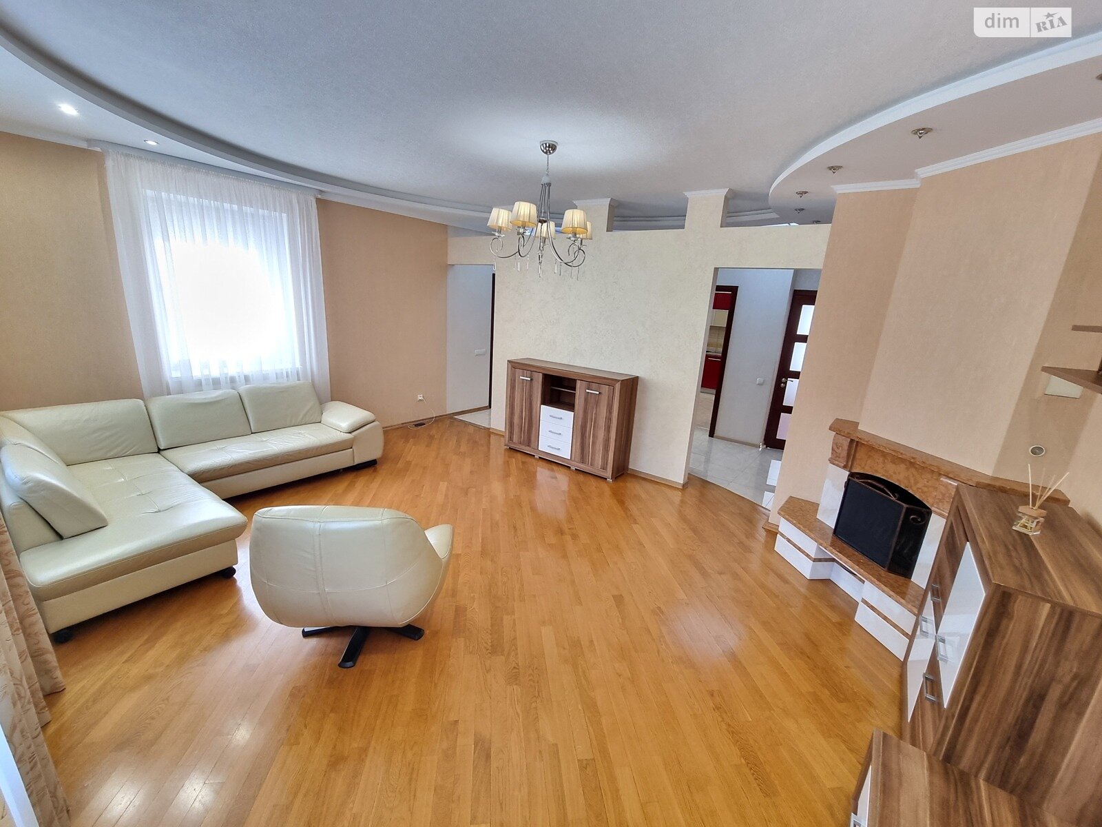 трехэтажный дом с верандой, 270 кв. м, кирпич. Продажа в Виннице фото 1 трехэтажный дом с верандой, 270 кв. м, кирпич. Продажа в Виннице фото 1