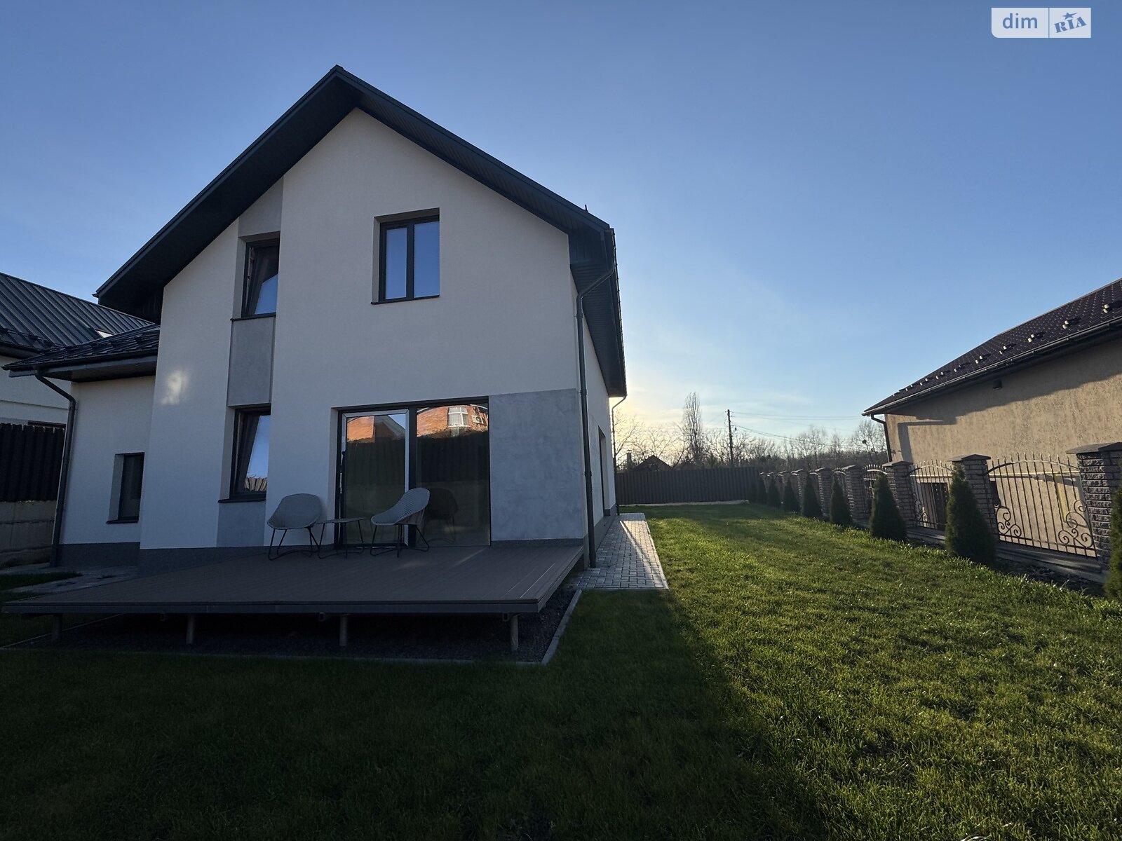 двоповерховий будинок з гаражем, 160 кв. м, кирпич. Продаж в Вінниці, район Електромережа фото 1