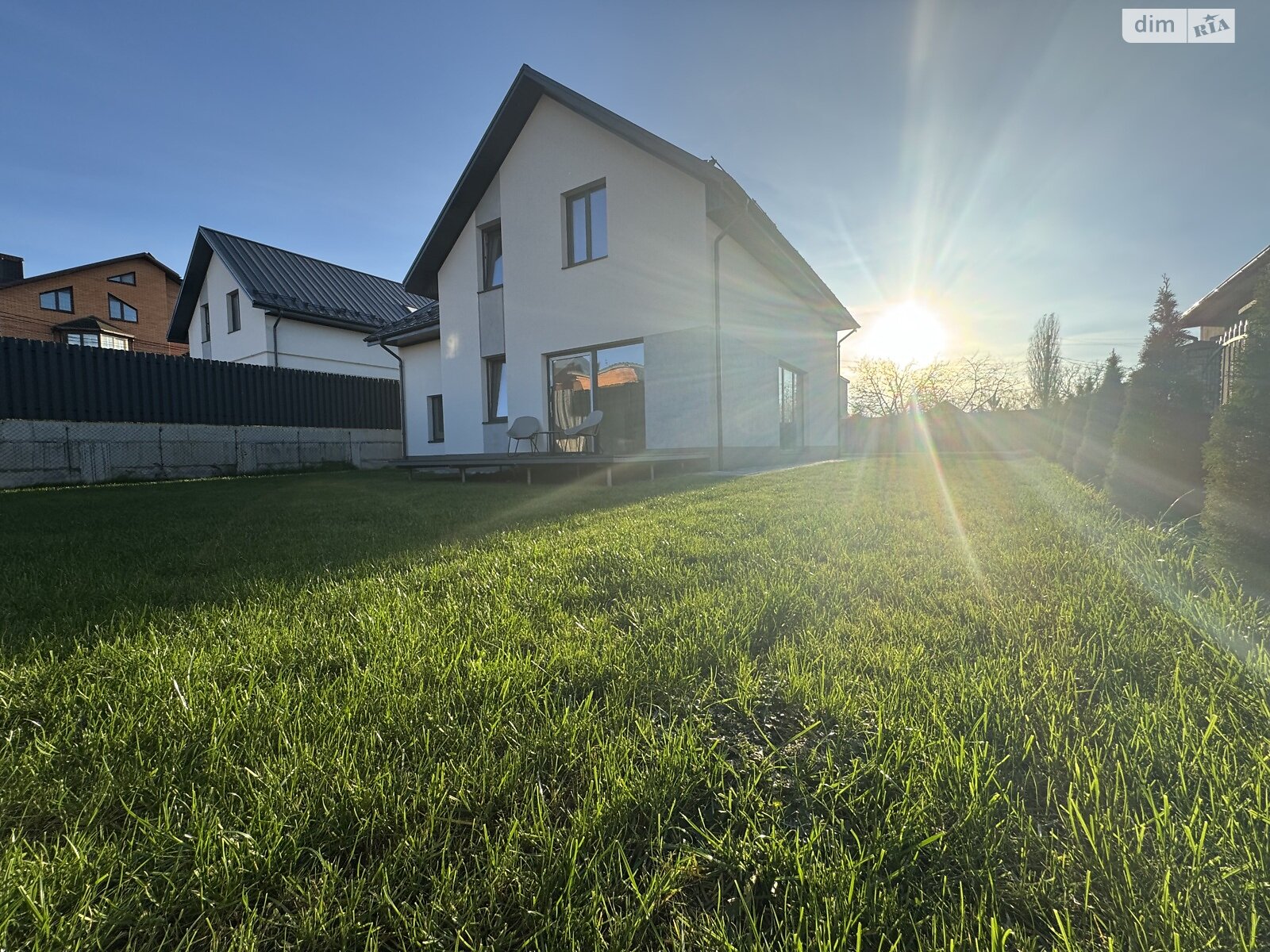 двоповерховий будинок з гаражем, 160 кв. м, кирпич. Продаж в Вінниці, район Електромережа фото 1