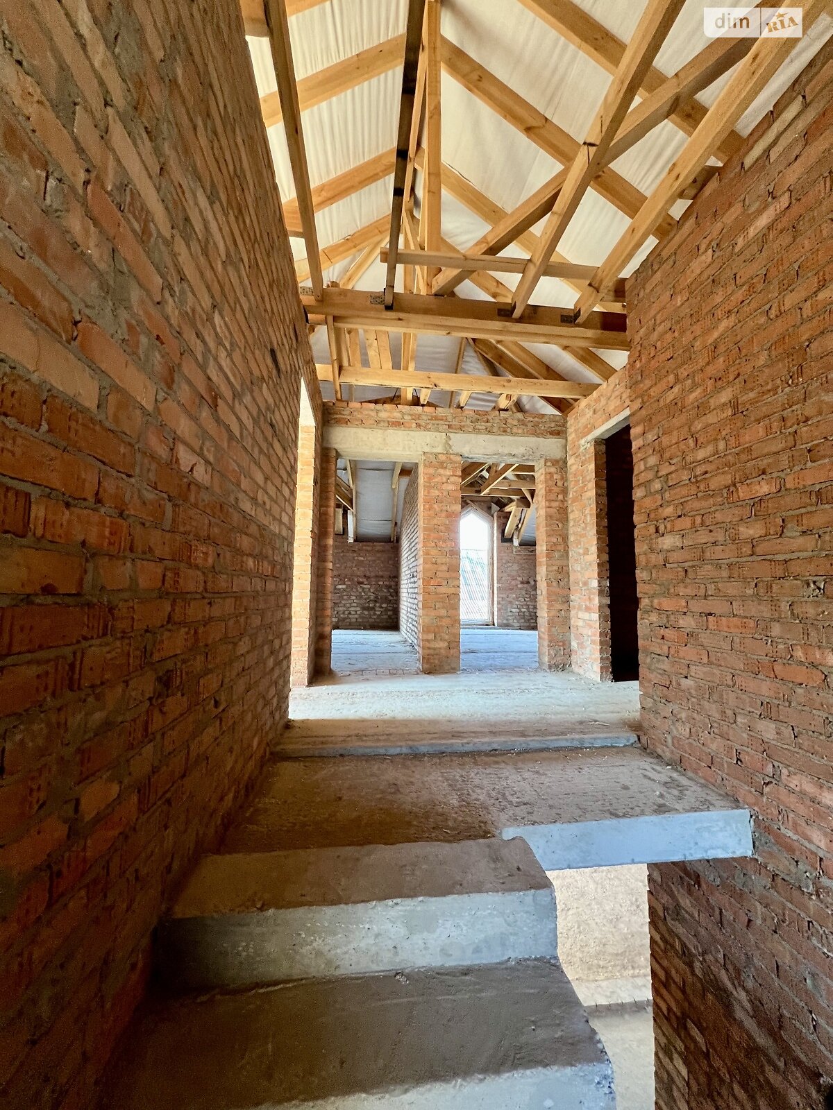 двухэтажный дом с гаражом, 185 кв. м, кирпич. Продажа в Виннице район Пятничаны фото 1