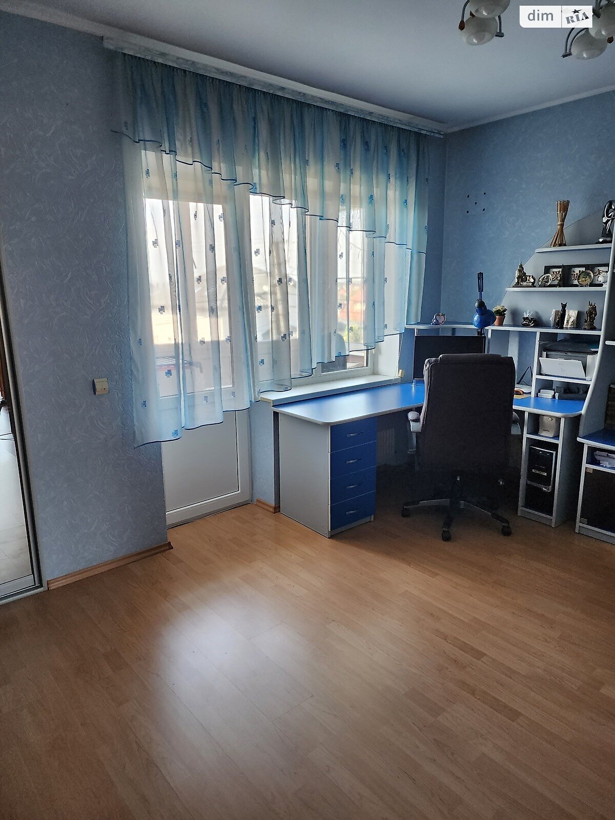 двоповерховий будинок з гаражем, 225 кв. м, цегла. Продаж в Вінниці, район Гніванське шосе фото 1 двоповерховий будинок з гаражем, 225 кв. м, цегла. Продаж в Вінниці, район Гніванське шосе фото 1