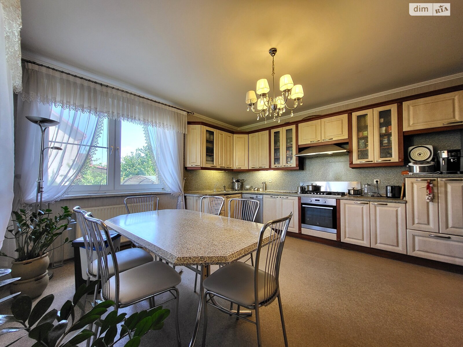 двухэтажный дом с балконом, 187 кв. м, кирпич. Продажа в Виннице район Гниванское шоссе фото 1 двухэтажный дом с балконом, 187 кв. м, кирпич. Продажа в Виннице район Гниванское шоссе фото 1