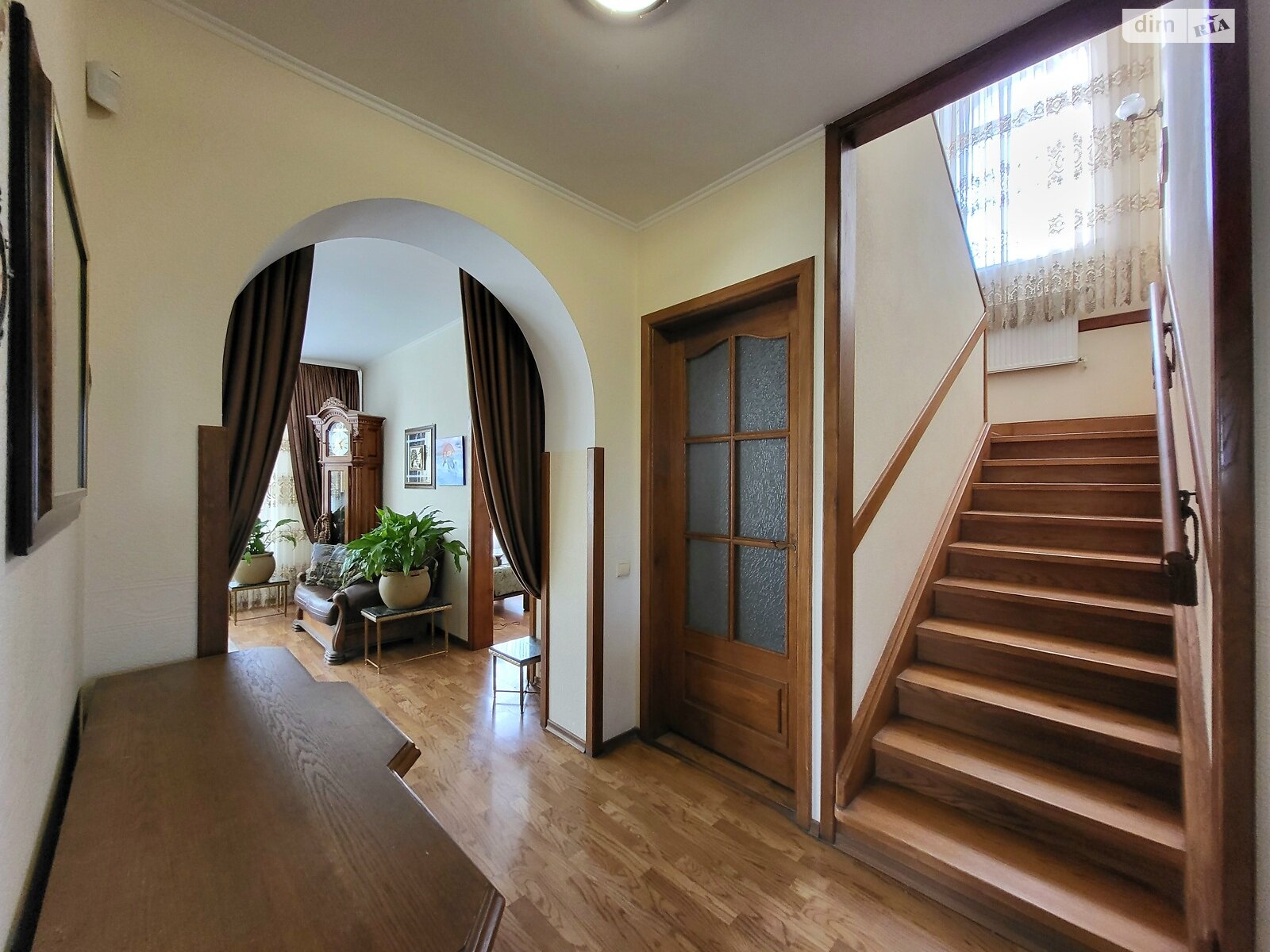 двухэтажный дом с балконом, 187 кв. м, кирпич. Продажа в Виннице район Гниванское шоссе фото 1 двухэтажный дом с балконом, 187 кв. м, кирпич. Продажа в Виннице район Гниванское шоссе фото 1