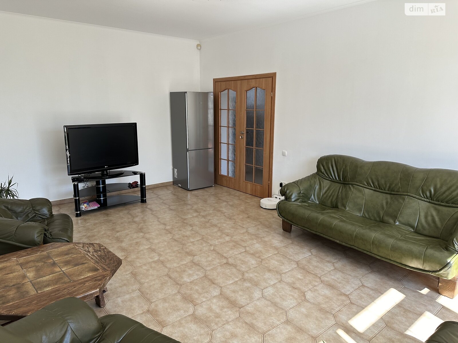 двухэтажный дом с гаражом, 224 кв. м, кирпич. Продажа в Виннице район Гниванское шоссе фото 1 двухэтажный дом с гаражом, 224 кв. м, кирпич. Продажа в Виннице район Гниванское шоссе фото 1