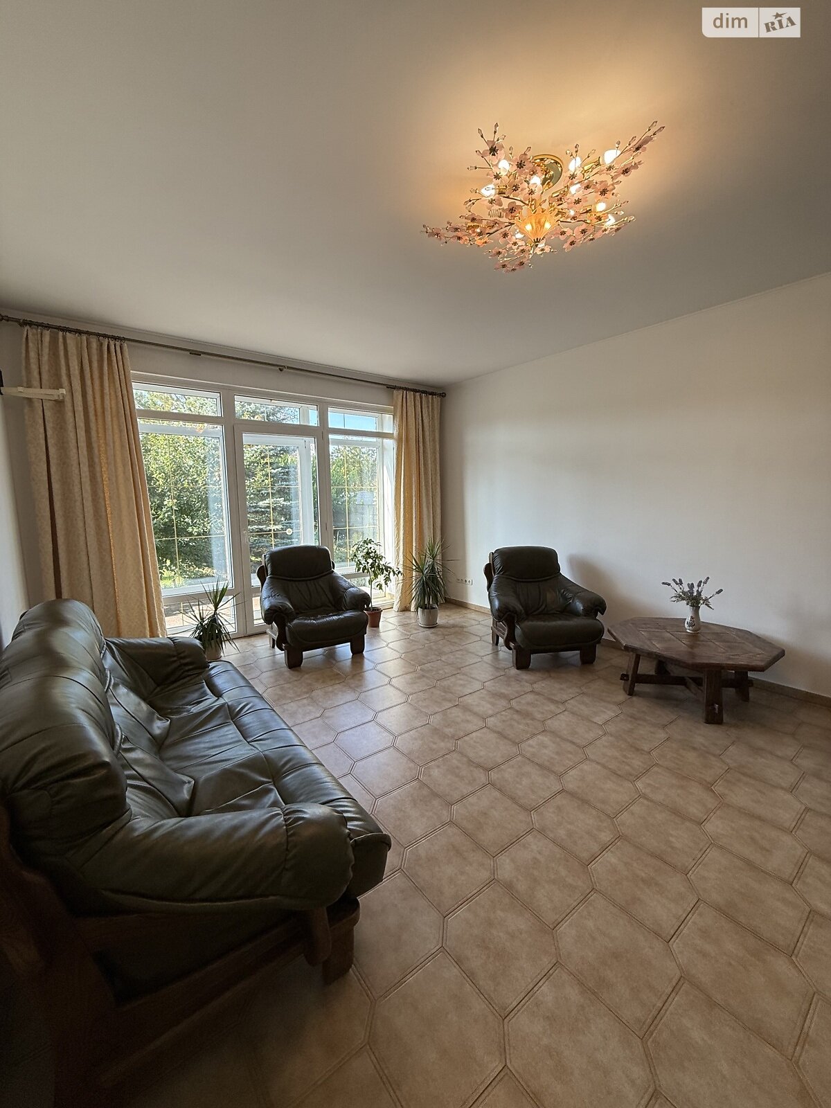 двухэтажный дом беседка, 226 кв. м, кирпич. Продажа в Виннице район Гниванское шоссе фото 1 двухэтажный дом беседка, 226 кв. м, кирпич. Продажа в Виннице район Гниванское шоссе фото 1