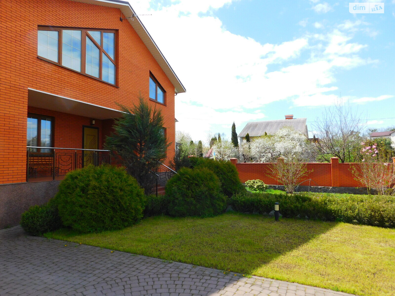 двухэтажный дом с верандой, 428.9 кв. м, кирпич. Продажа в Виннице фото 1 двухэтажный дом с верандой, 428.9 кв. м, кирпич. Продажа в Виннице фото 1