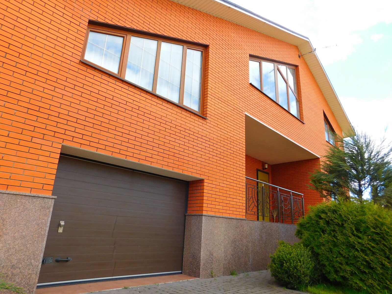 двухэтажный дом с верандой, 428.9 кв. м, кирпич. Продажа в Виннице фото 1 двухэтажный дом с верандой, 428.9 кв. м, кирпич. Продажа в Виннице фото 1