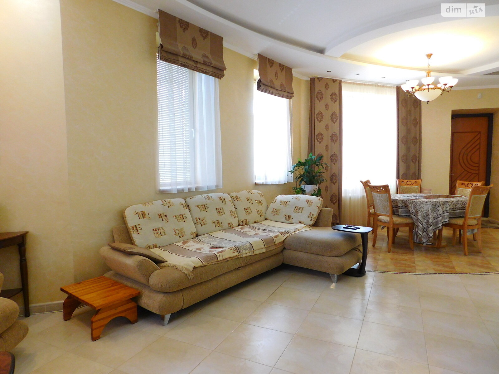 двухэтажный дом с верандой, 428.9 кв. м, кирпич. Продажа в Виннице фото 1 двухэтажный дом с верандой, 428.9 кв. м, кирпич. Продажа в Виннице фото 1
