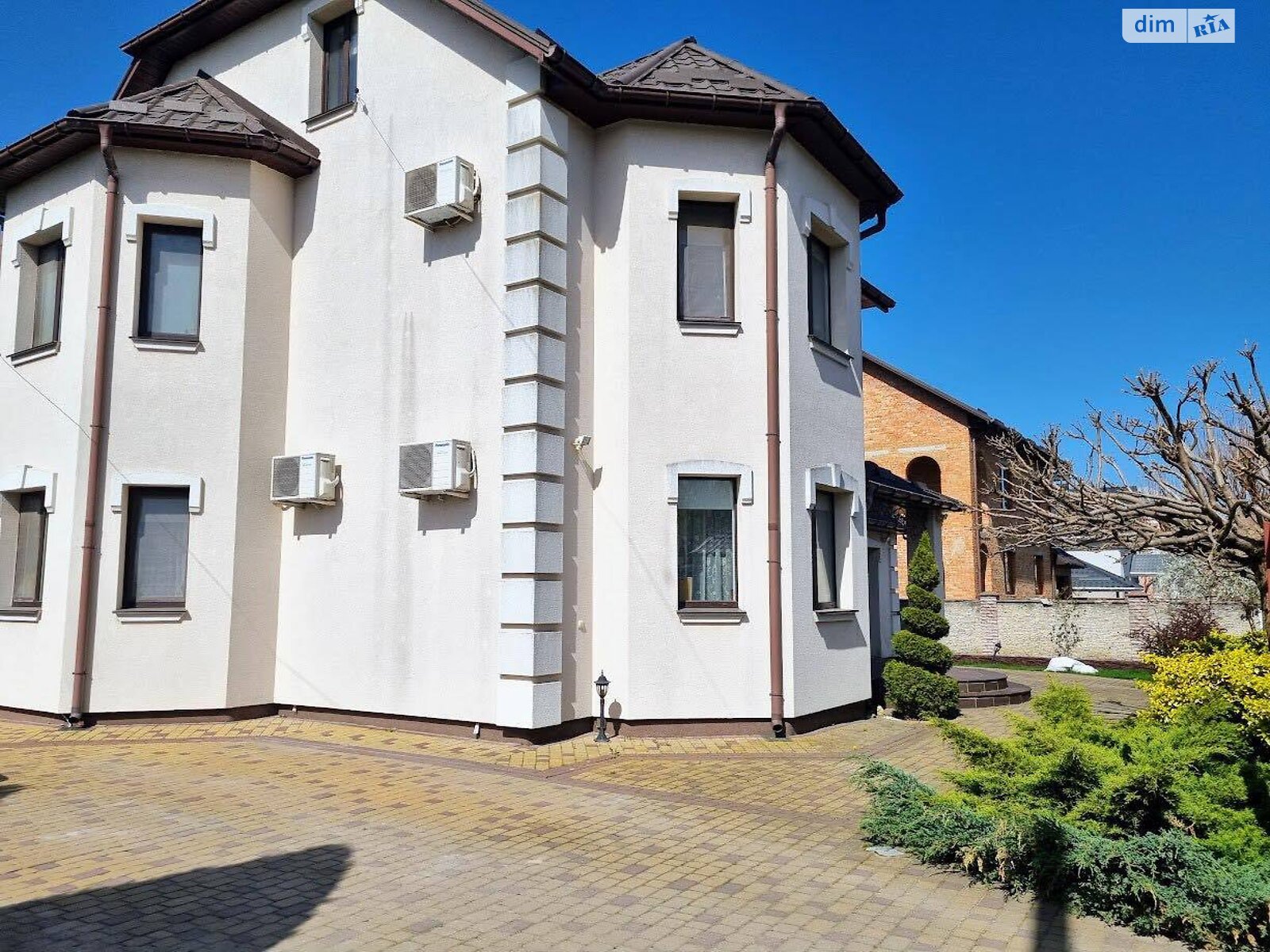трехэтажный дом с верандой, 250 кв. м, кирпич. Продажа в Агрономичном фото 1 трехэтажный дом с верандой, 250 кв. м, кирпич. Продажа в Агрономичном фото 1