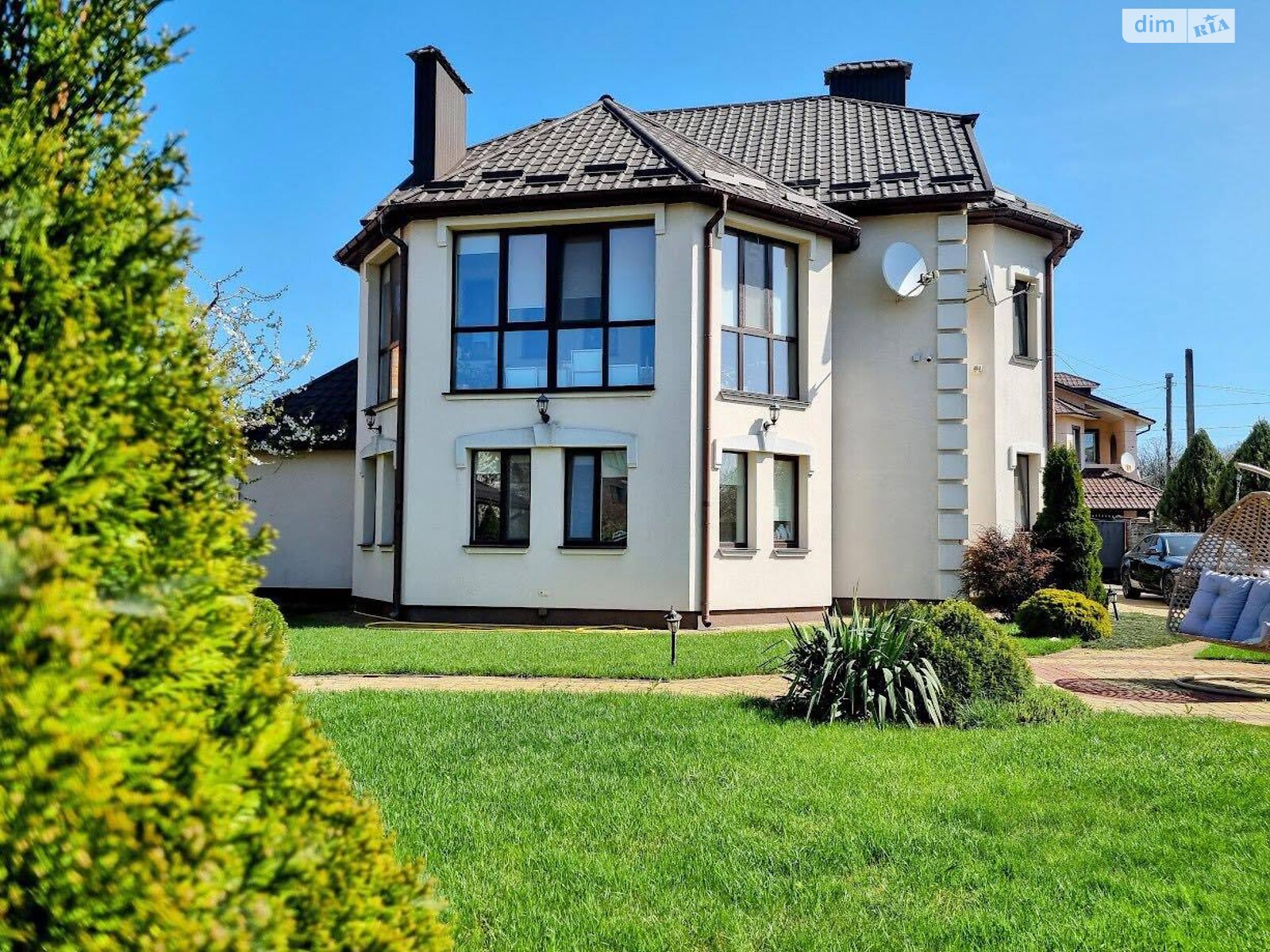 трехэтажный дом с верандой, 250 кв. м, кирпич. Продажа в Агрономичном фото 1 трехэтажный дом с верандой, 250 кв. м, кирпич. Продажа в Агрономичном фото 1