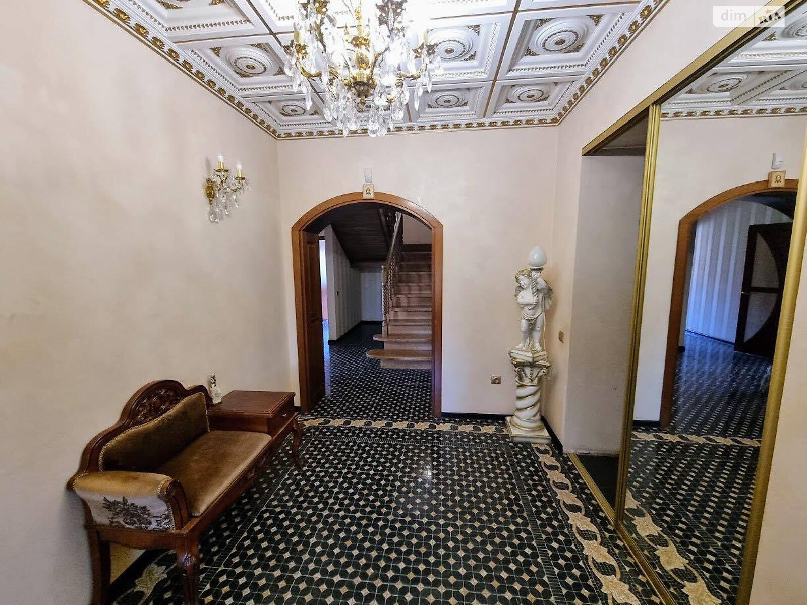 трехэтажный дом с верандой, 250 кв. м, кирпич. Продажа в Агрономичном фото 1 трехэтажный дом с верандой, 250 кв. м, кирпич. Продажа в Агрономичном фото 1