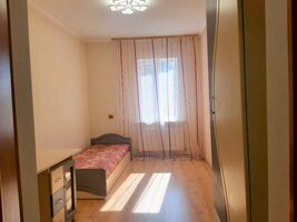 одноэтажный дом с ремонтом, 82 кв. м, кирпич. Продажа в Хижинцах фото 2