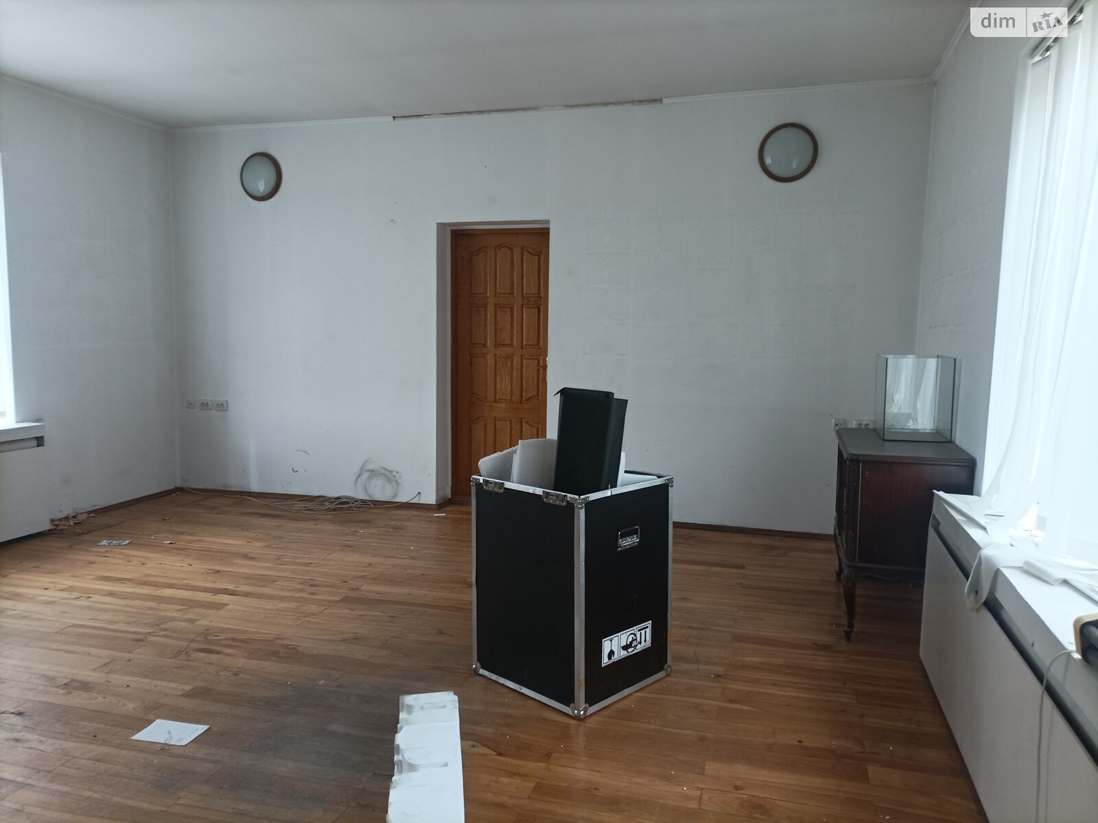 трехэтажный дом с верандой, 450 кв. м, кирпич. Продажа в Виннице район Киевская фото 1 трехэтажный дом с верандой, 450 кв. м, кирпич. Продажа в Виннице район Киевская фото 1
