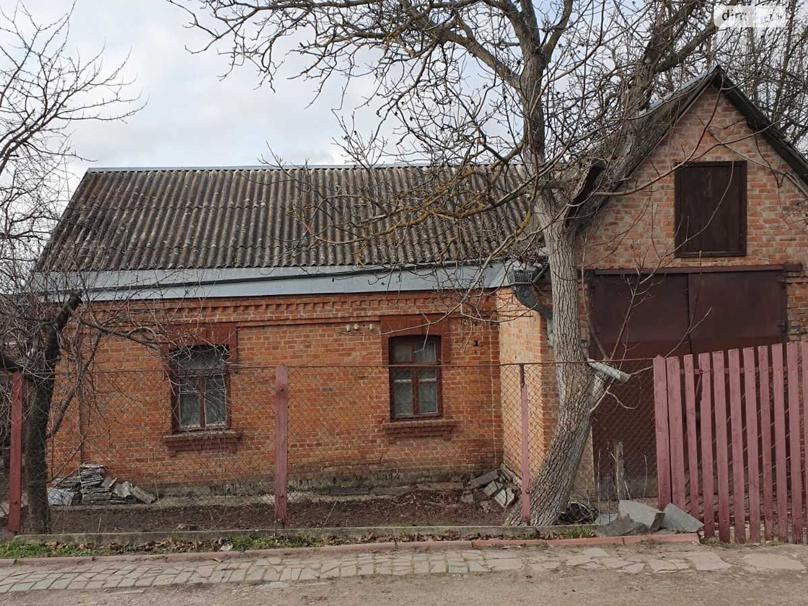 одноповерховий будинок з гаражем, 45 кв. м, кирпич. Продаж в Вінниці, район Київська фото 1 одноповерховий будинок з гаражем, 45 кв. м, кирпич. Продаж в Вінниці, район Київська фото 1
