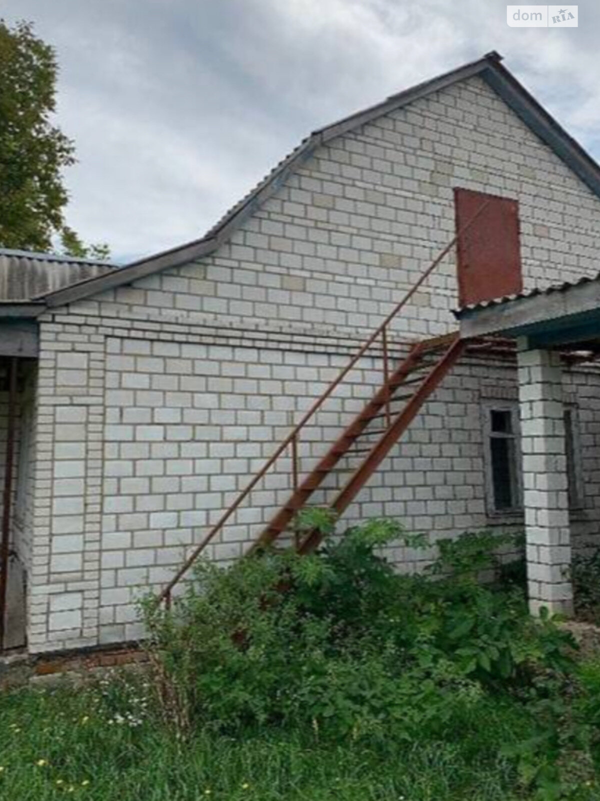 одноэтажный дом с гаражом, 150 кв. м, пеноблок. Продажа в Комарове фото 1 одноэтажный дом с гаражом, 150 кв. м, пеноблок. Продажа в Комарове фото 1